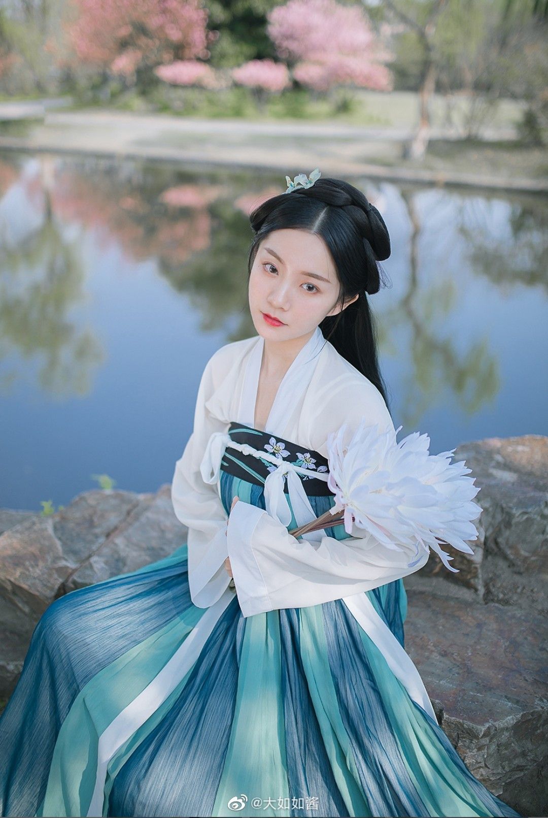 The Rise of Qipao Student Fashion The Rise of Qipao Student Fashion