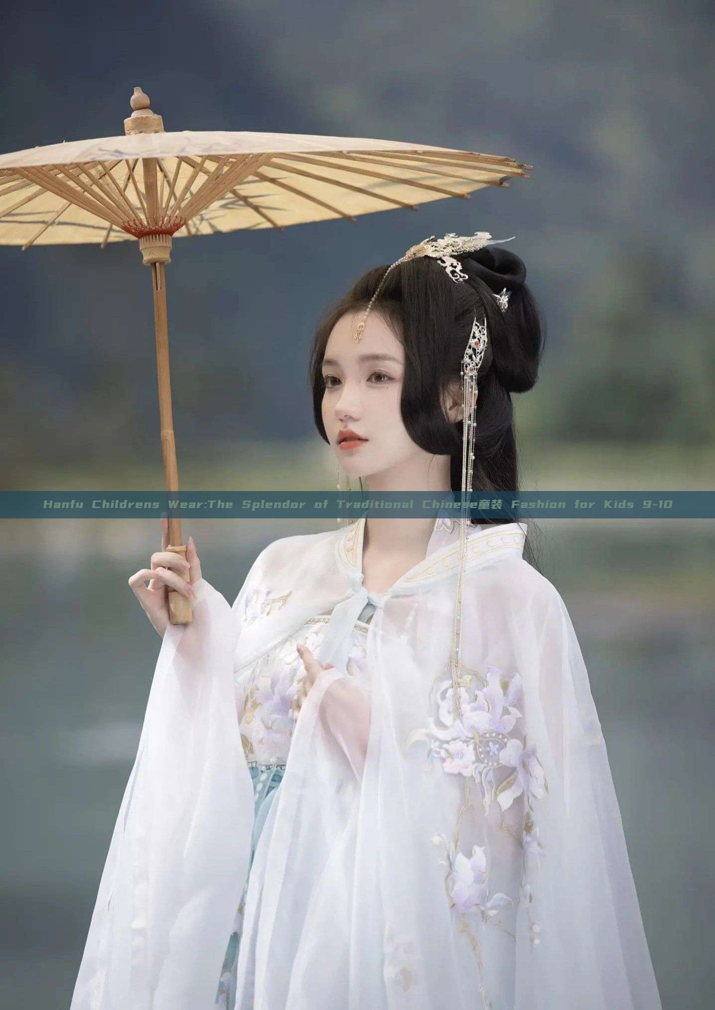 Hanfu Childrens Wear:The Splendor of Traditional Chinese童装 Fashion for Kids 9-10 Hanfu Childrens Wear:The Splendor of Traditional Chinese童装 Fashion for Kids 9-10