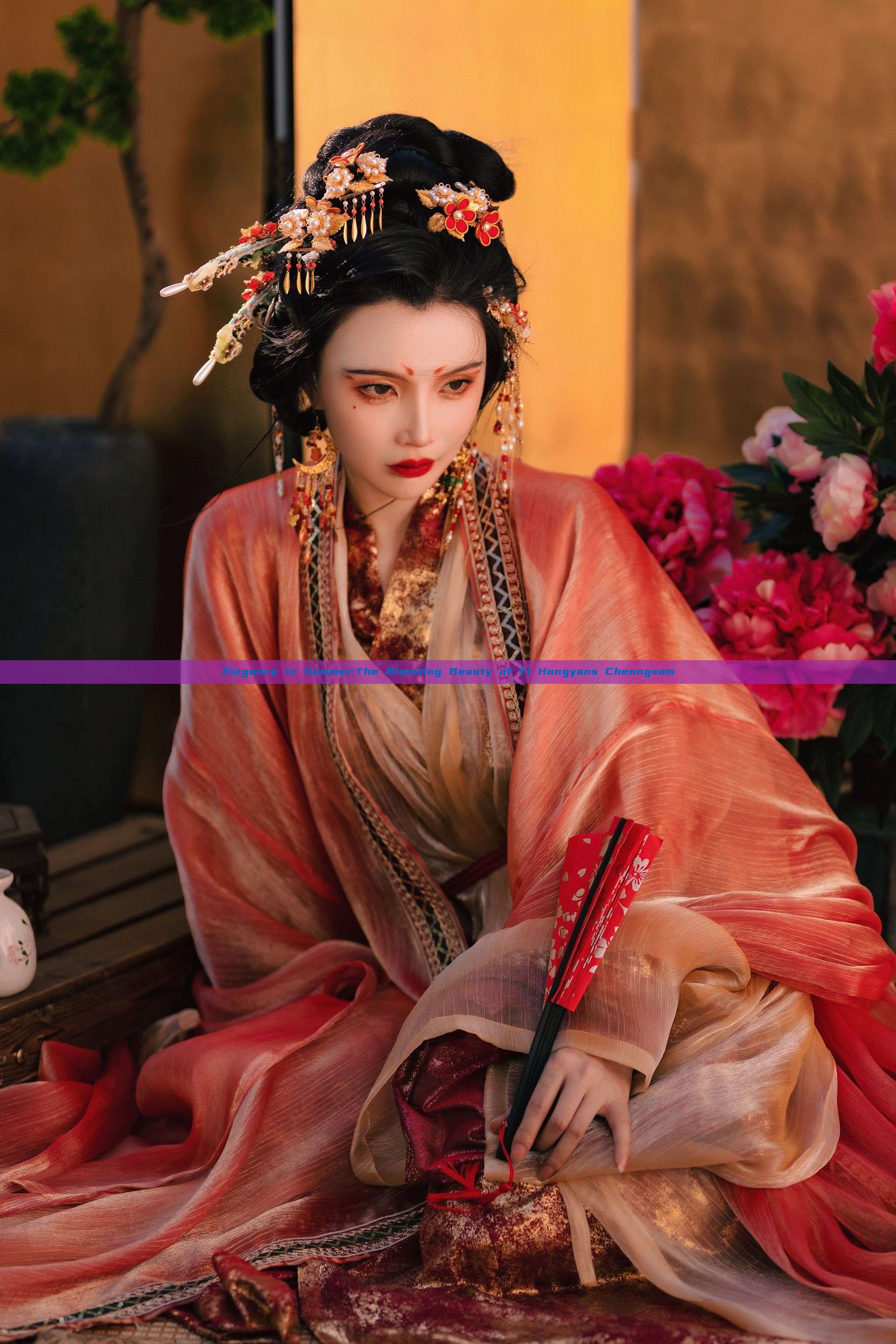 Elegance in Summer:The Blooming Beauty of Yi Hongyans Cheongsam Elegance in Summer:The Blooming Beauty of Yi Hongyans Cheongsam