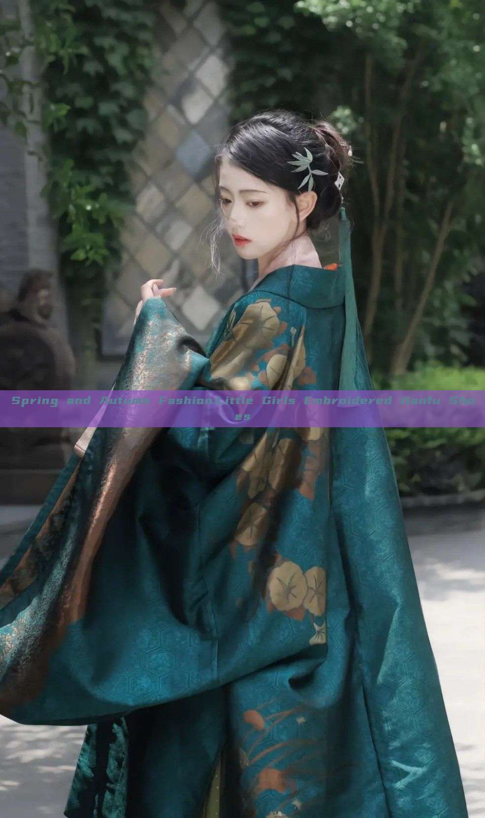Spring and Autumn Fashion:Little Girls Embroidered Hanfu Shoes Spring and Autumn Fashion:Little Girls Embroidered Hanfu Shoes