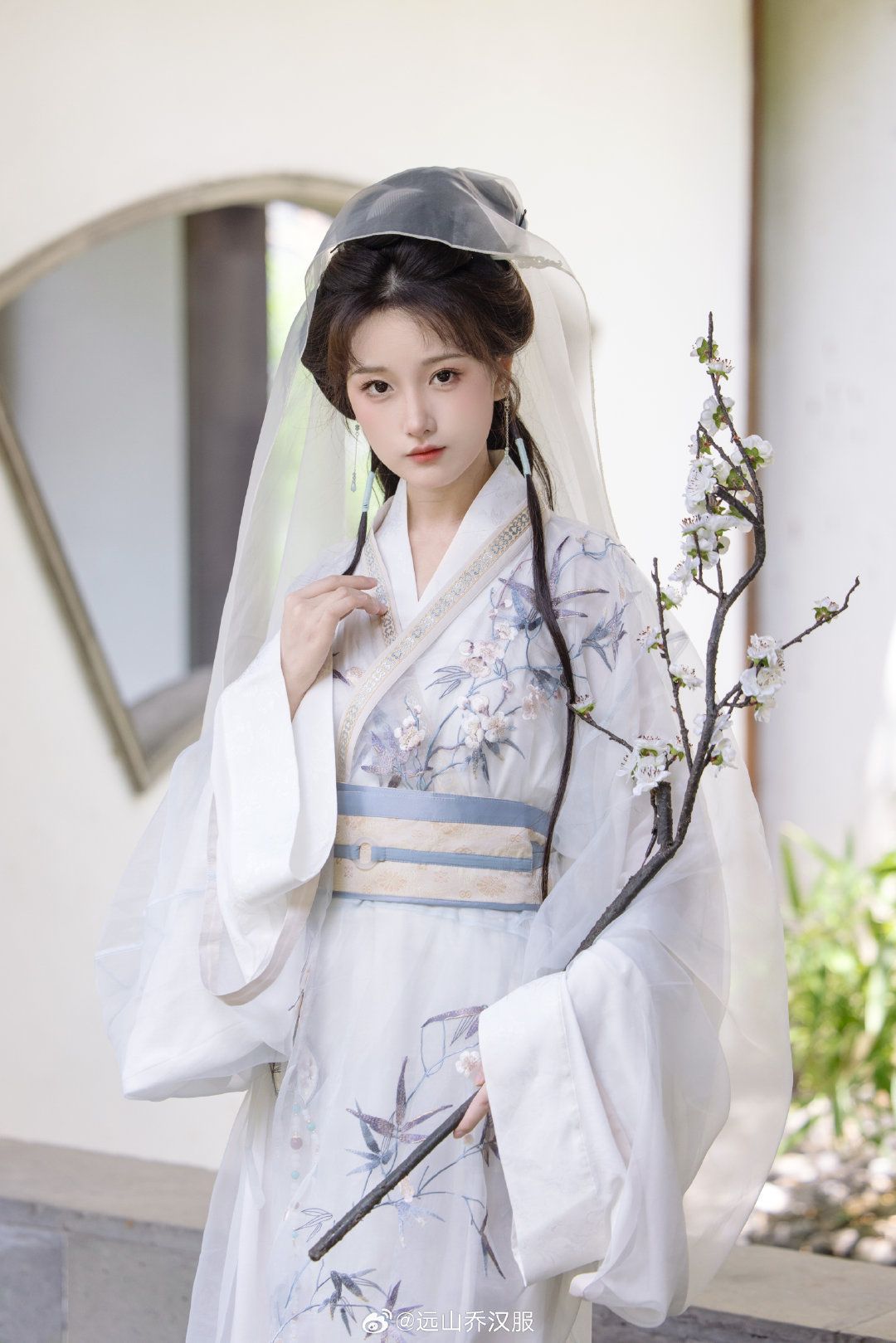 Qionghua Hanfu:The Original Journey of Han Oxygen Qionghua Hanfu:The Original Journey of Han Oxygen