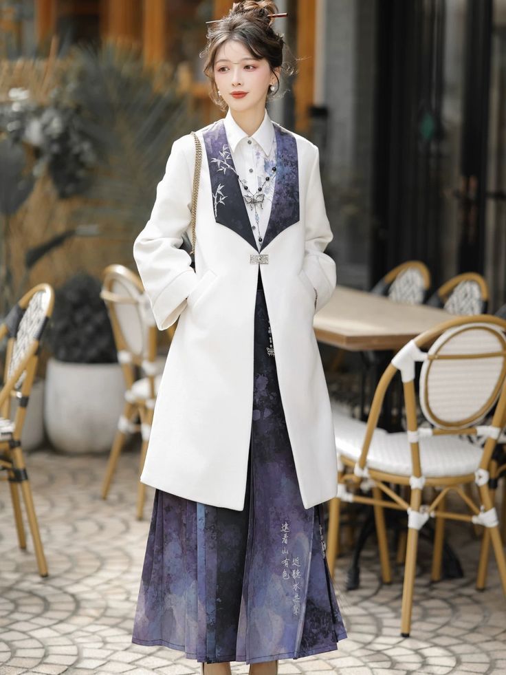 A Girls Hanfu Short-sleeved Top:A Blend of Tradition and Modernity A Girls Hanfu Short-sleeved Top:A Blend of Tradition and Modernity