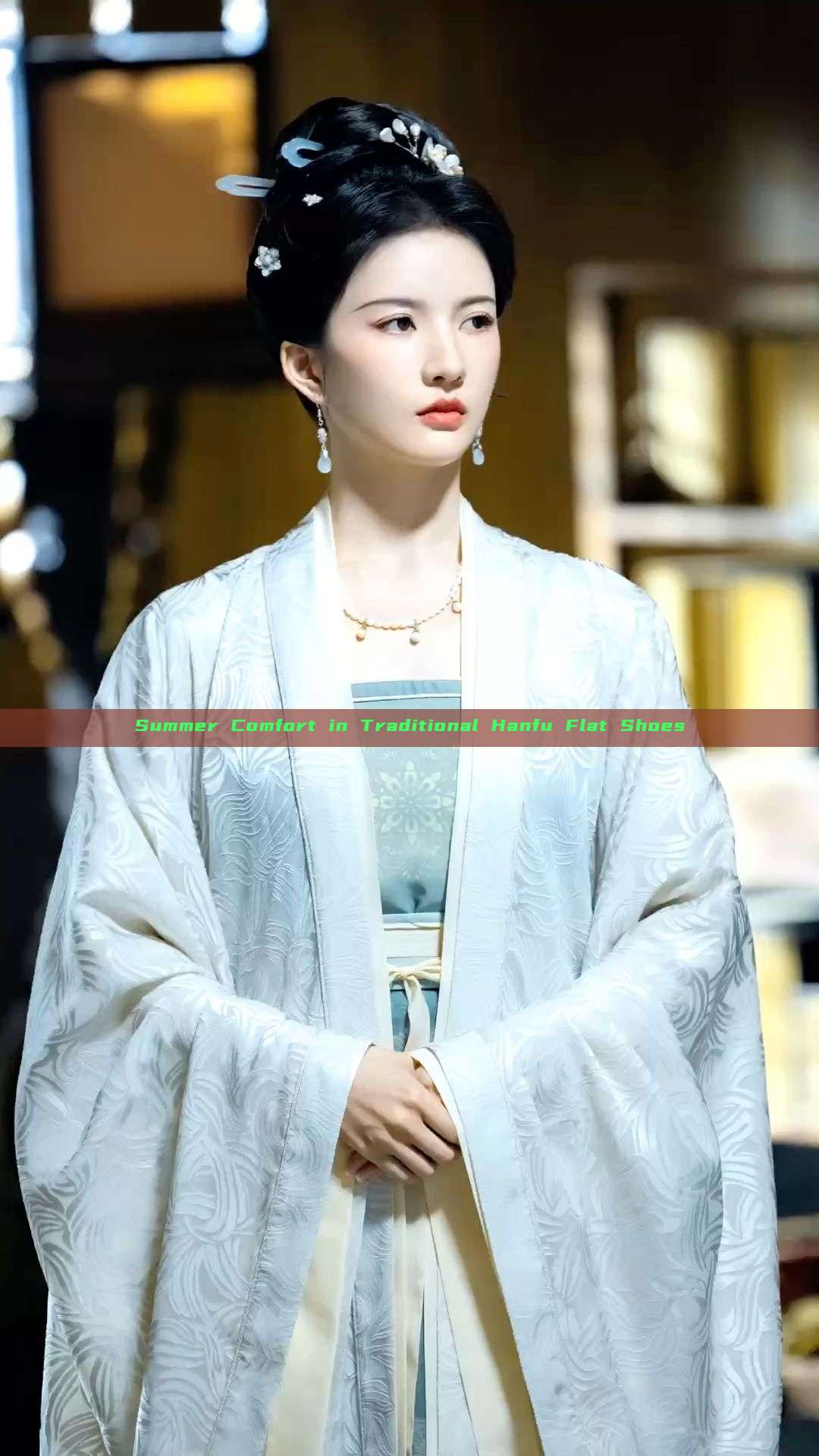 Summer Comfort in Traditional Hanfu Flat Shoes Summer Comfort in Traditional Hanfu Flat Shoes