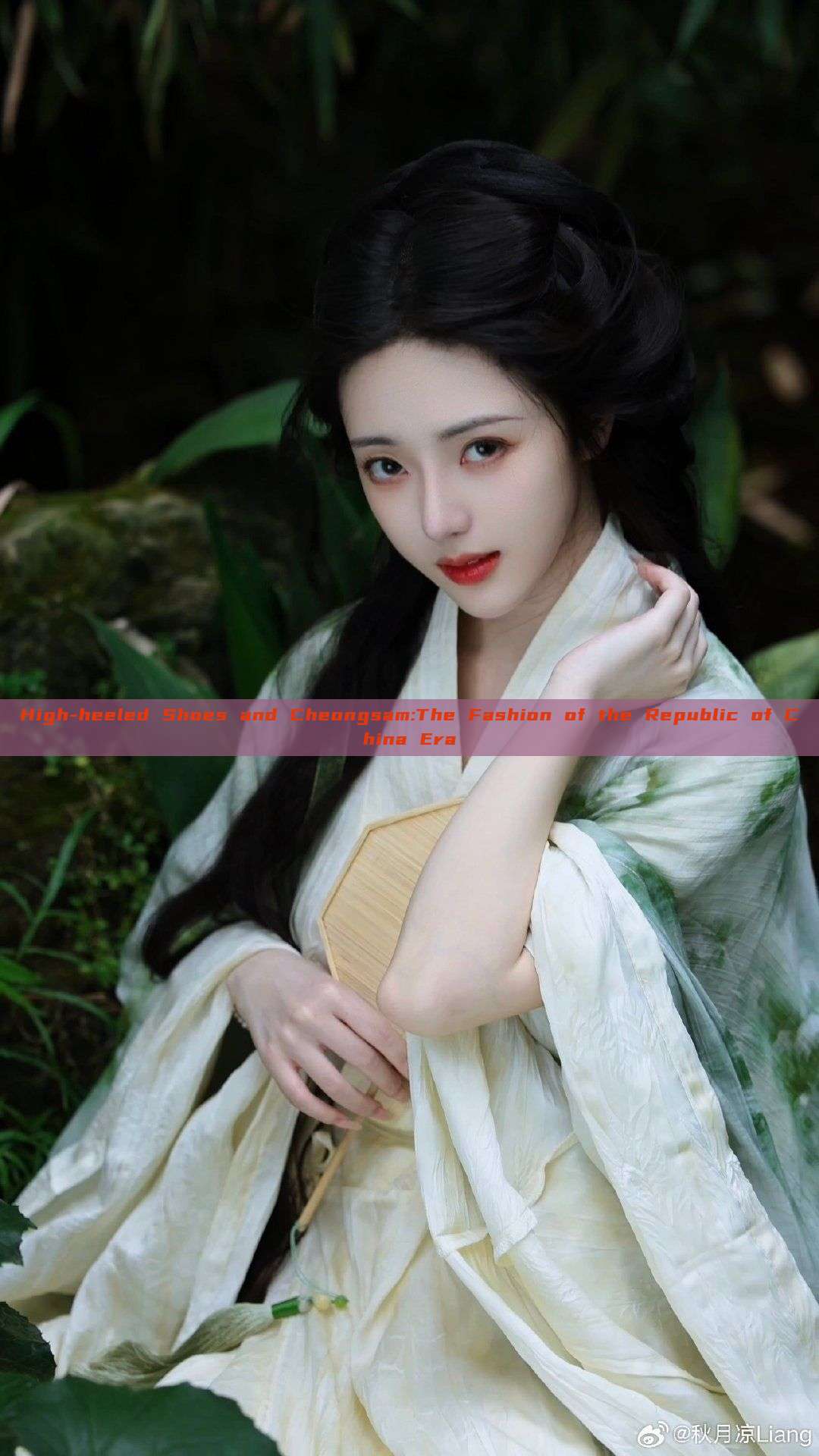 High-heeled Shoes and Cheongsam:The Fashion of the Republic of China Era High-heeled Shoes and Cheongsam:The Fashion of the Republic of China Era