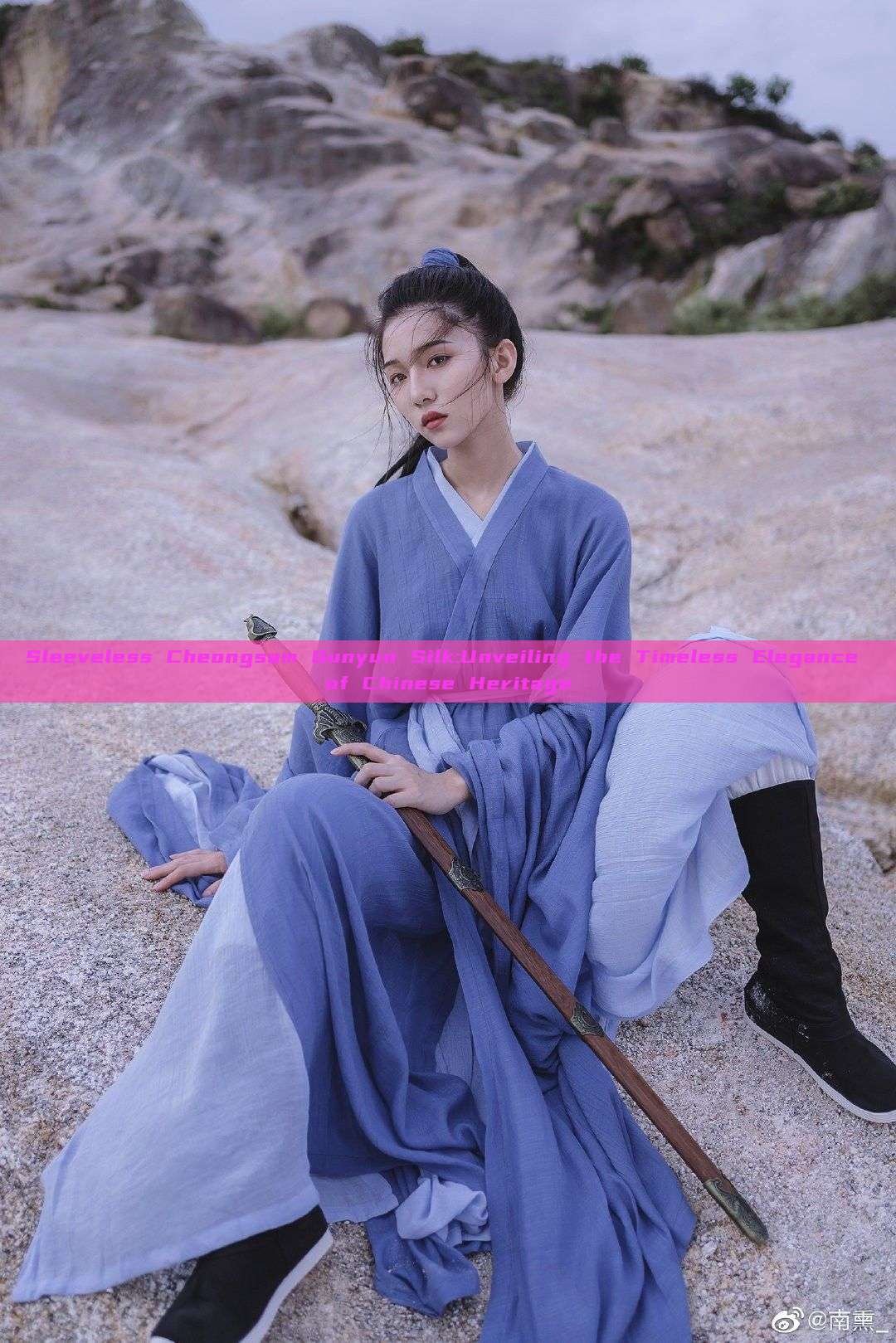 Sleeveless Cheongsam Qunyun Silk:Unveiling the Timeless Elegance of Chinese Heritage Sleeveless Cheongsam Qunyun Silk:Unveiling the Timeless Elegance of Chinese Heritage