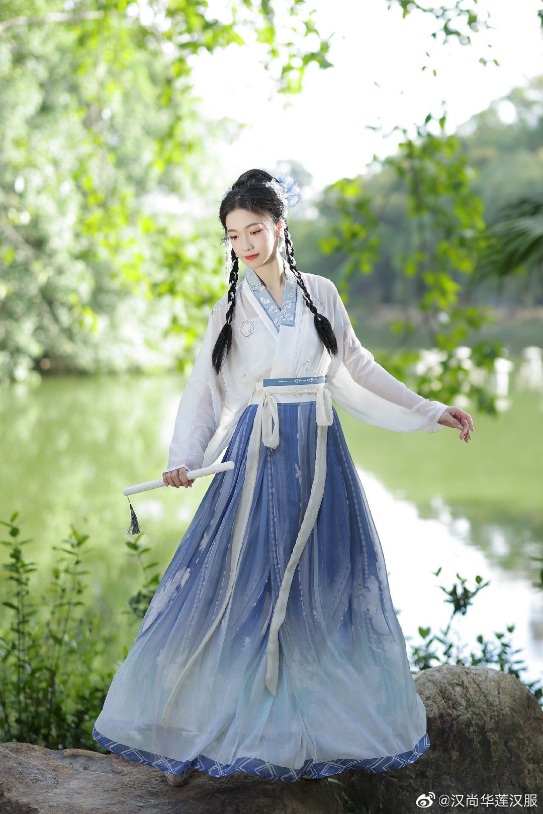 Chinese Cheongsam-Style Blouse and Dress for Summer Elegance Chinese Cheongsam-Style Blouse and Dress for Summer Elegance