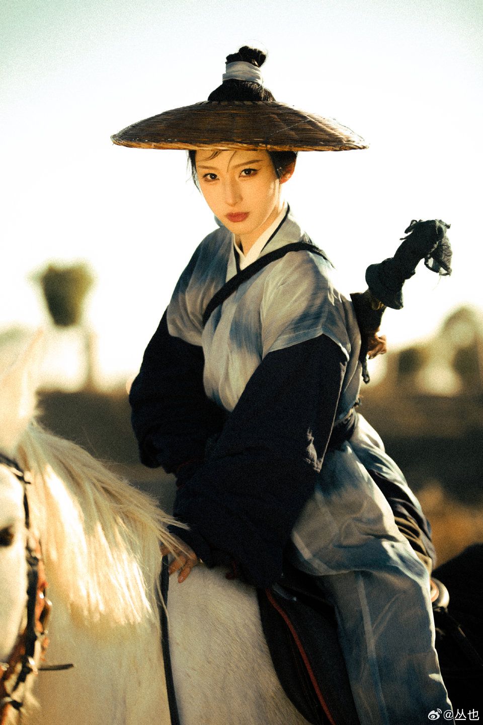 The Elegance of a Tassel Cheongsam Woman The Elegance of a Tassel Cheongsam Woman