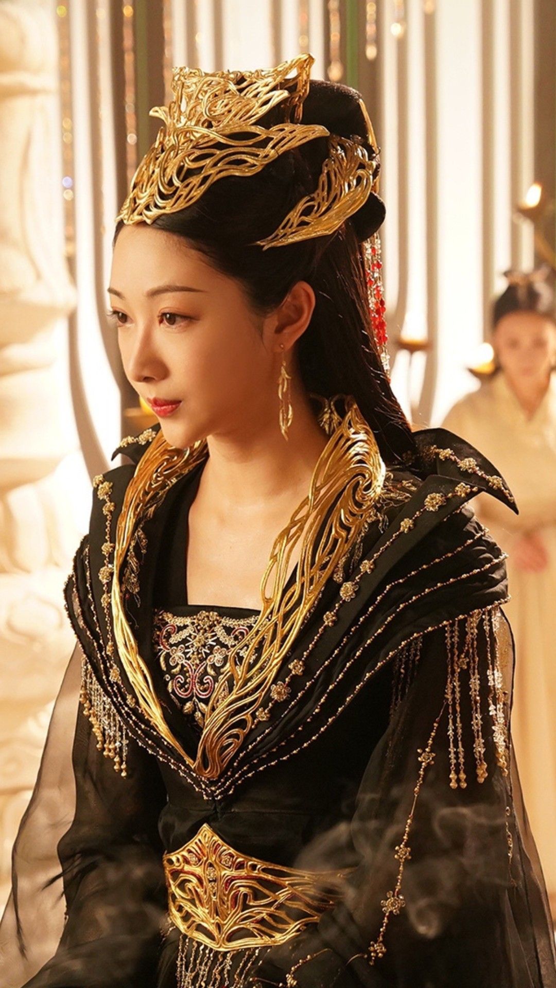 The Splendor of Hanfu Headdress:Silk Blossoms as a Symbol of Elegance The Splendor of Hanfu Headdress:Silk Blossoms as a Symbol of Elegance