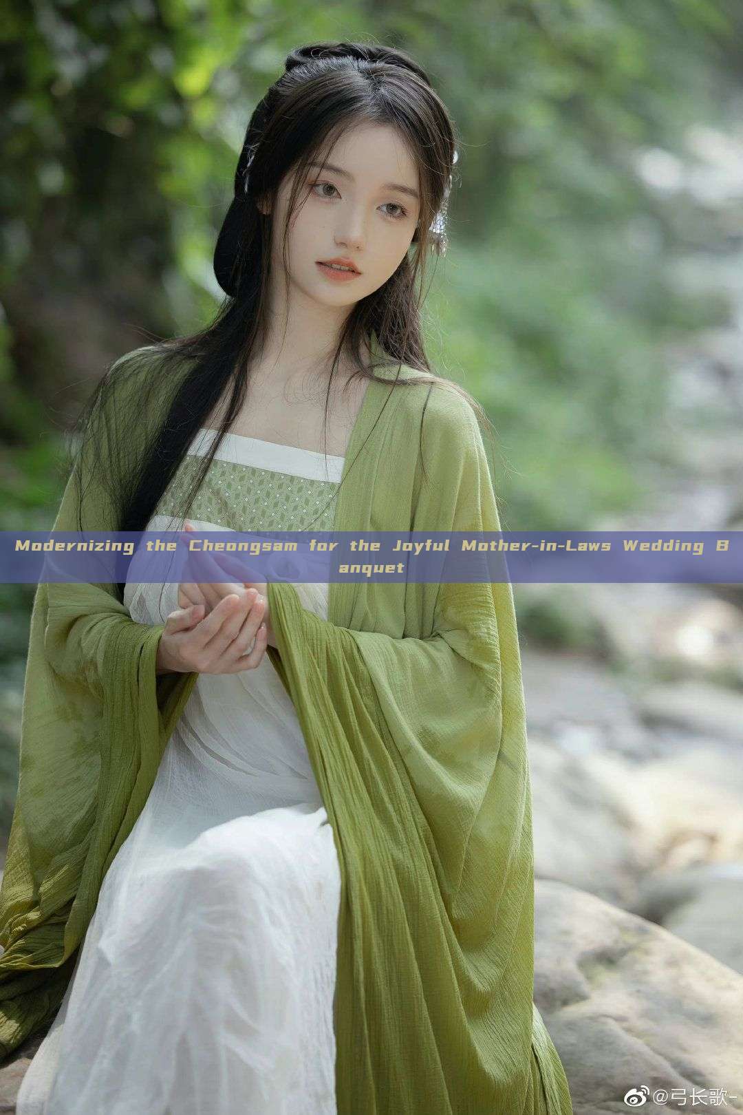 Modernizing the Cheongsam for the Joyful Mother-in-Laws Wedding Banquet Modernizing the Cheongsam for the Joyful Mother-in-Laws Wedding Banquet