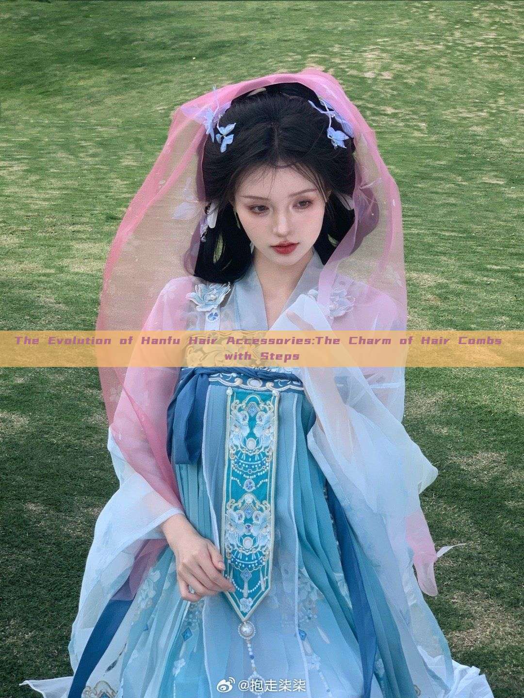 The Evolution of Hanfu Hair Accessories:The Charm of Hair Combs with Steps The Evolution of Hanfu Hair Accessories:The Charm of Hair Combs with Steps