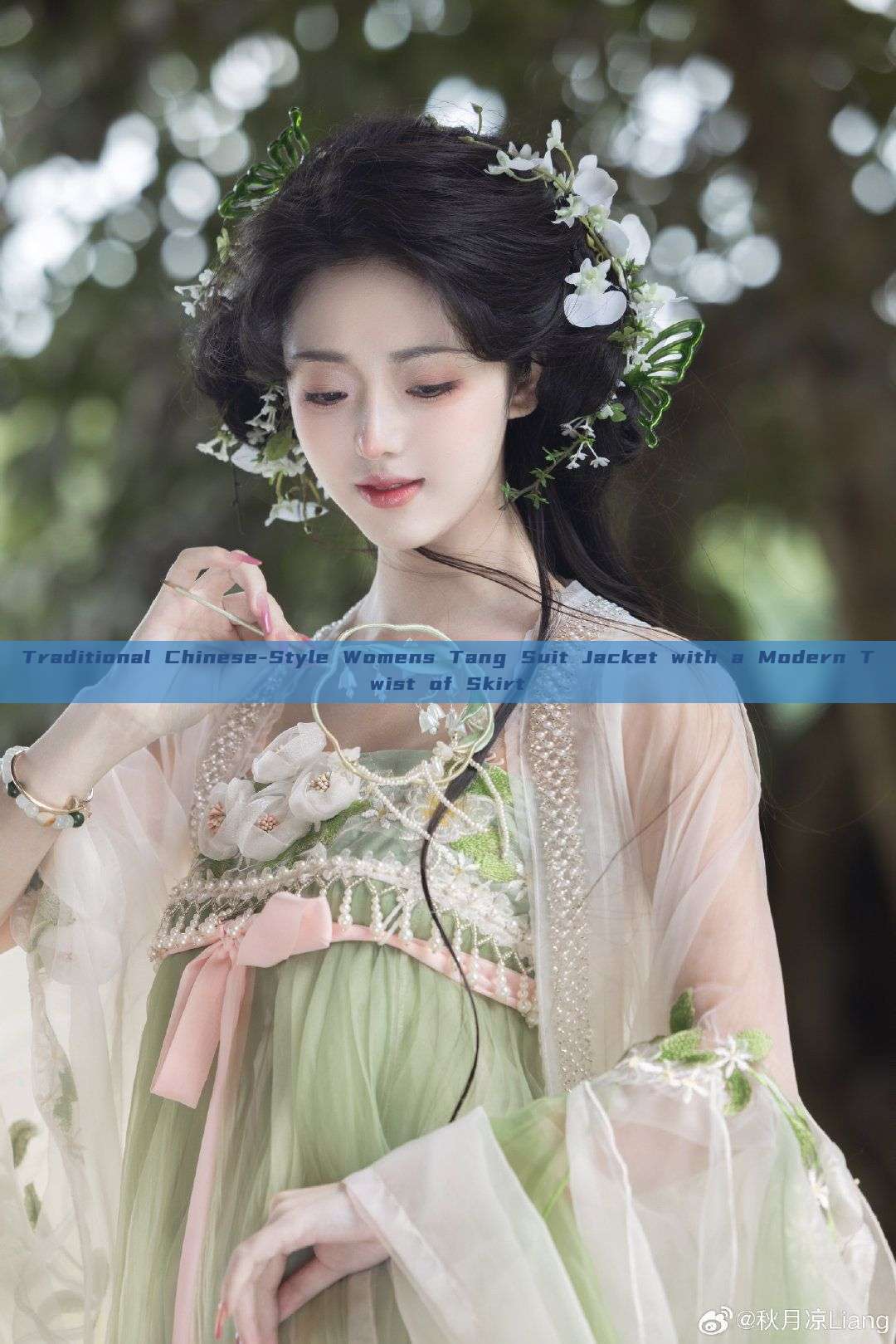 Traditional Chinese-Style Womens Tang Suit Jacket with a Modern Twist of Skirt Traditional Chinese-Style Womens Tang Suit Jacket with a Modern Twist of Skirt