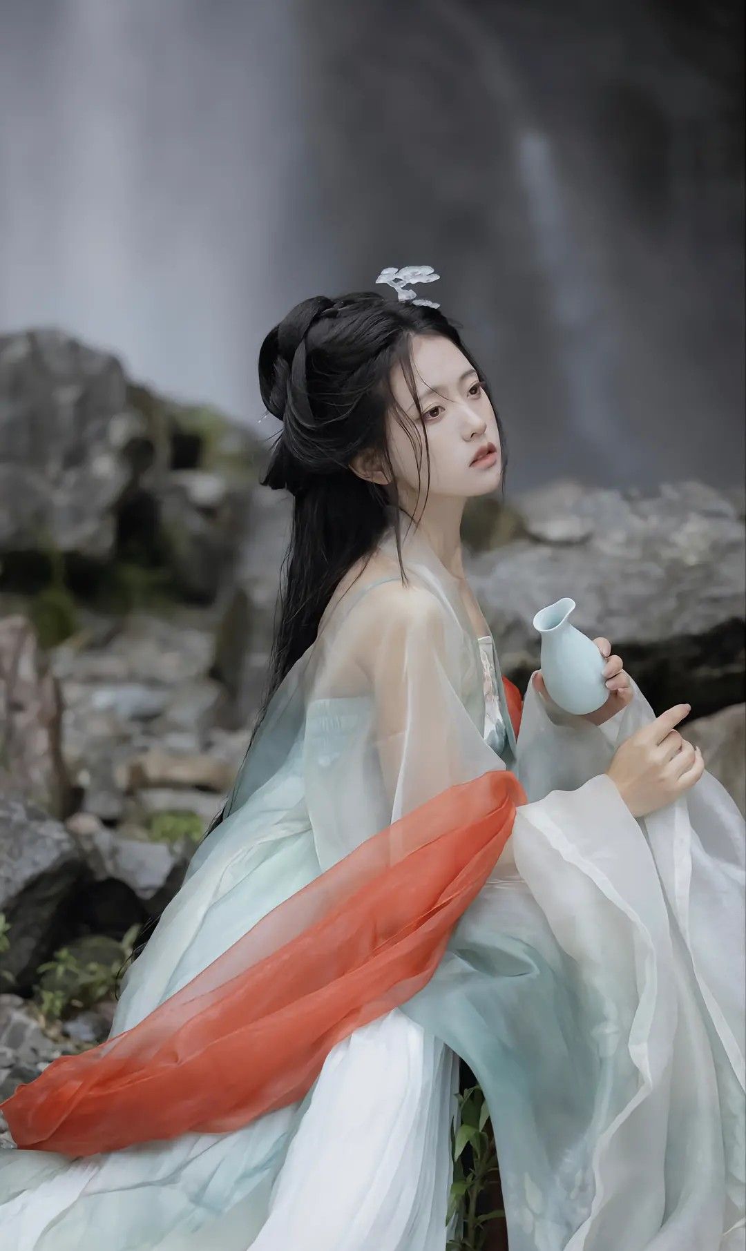 The Evolution of Hanfu Mawei Hair Accessories:A Journey into Traditional Chinese Beauty