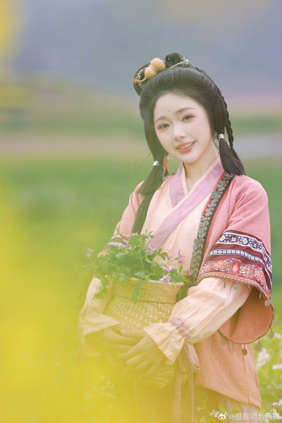 The Resurgence of Wei Zifus Hanfu Fashion:A Journey into Traditional Chinese Elegance The Resurgence of Wei Zifus Hanfu Fashion:A Journey into Traditional Chinese Elegance