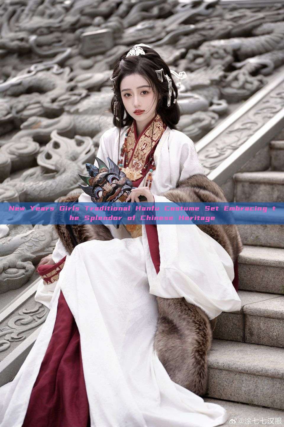 New Years Girls Traditional Hanfu Costume Set Embracing the Splendor of Chinese Heritage New Years Girls Traditional Hanfu Costume Set Embracing the Splendor of Chinese Heritage