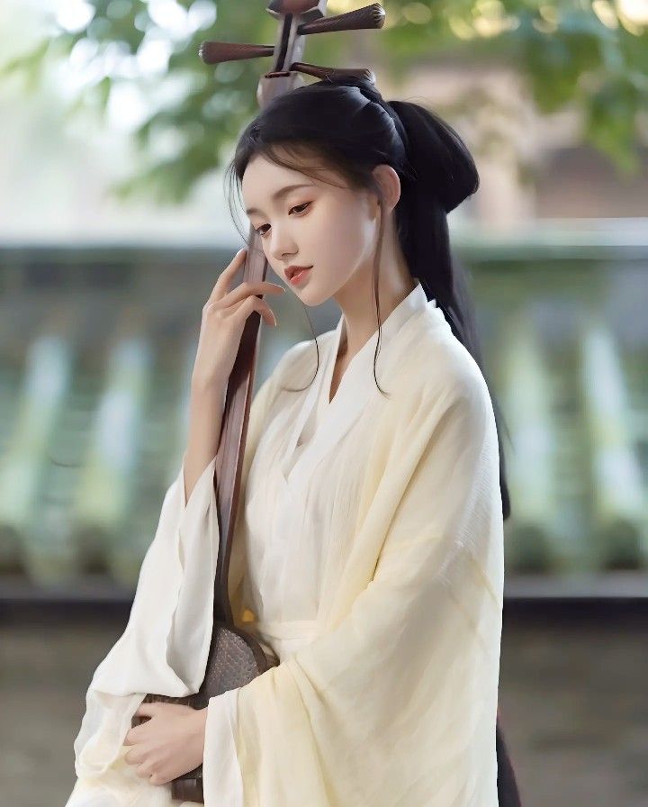 The Enchantment of a Pink Hanfu Belt The Enchantment of a Pink Hanfu Belt