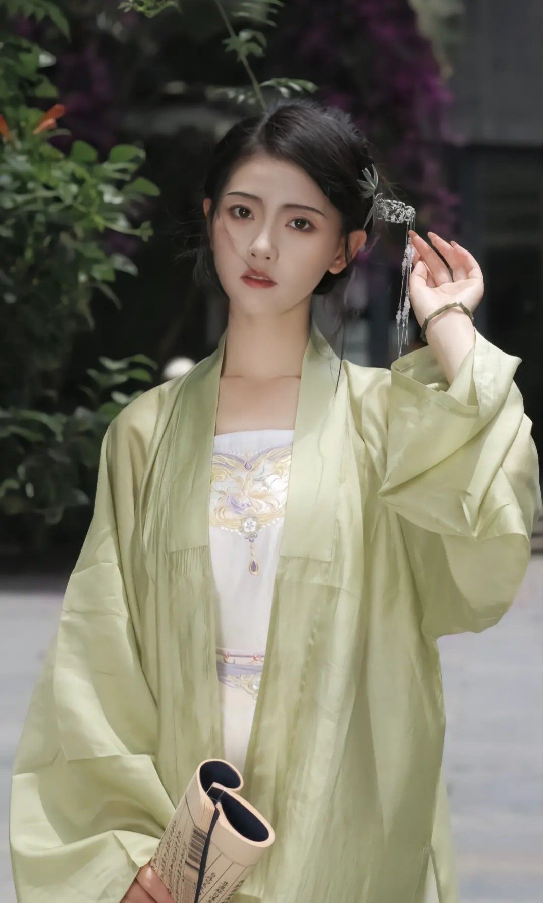 Traditional Chinese Style:Horseface Skirt and Upperwear for Big Kids Traditional Chinese Style:Horseface Skirt and Upperwear for Big Kids