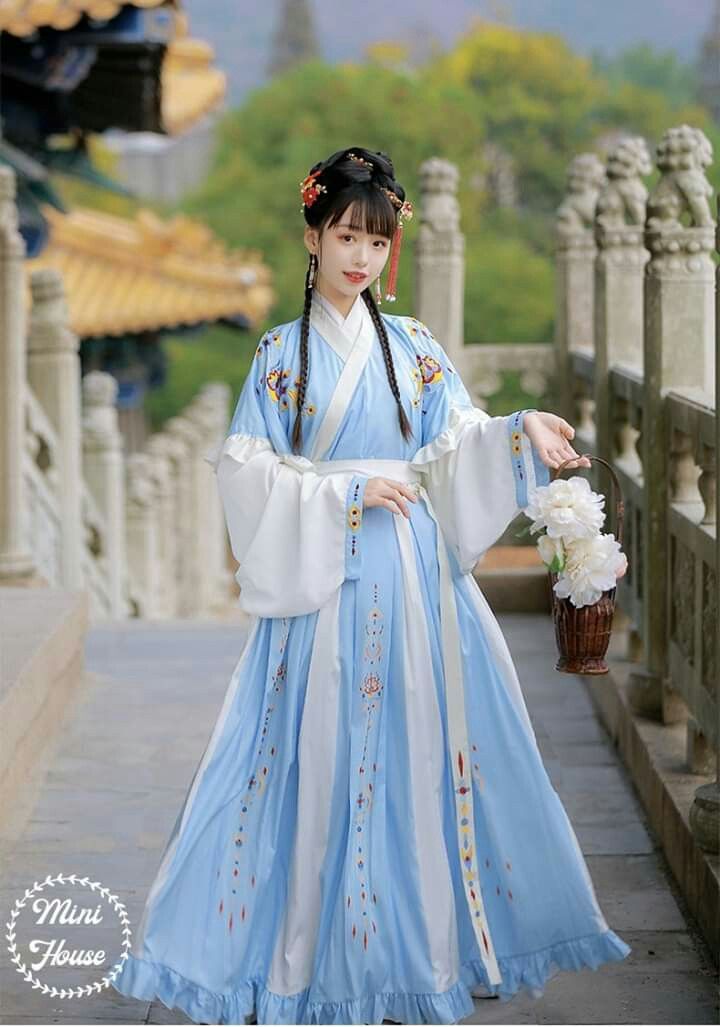 The Elegance of a Black Cheongsam Woman in Summer The Elegance of a Black Cheongsam Woman in Summer