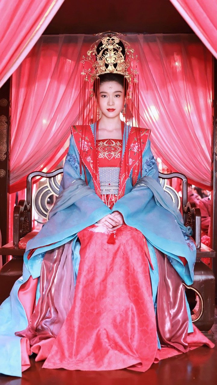 Enhancing the Appeal of Cheongsam for Short-Stature Women Through Elasticity Improvement Enhancing the Appeal of Cheongsam for Short-Stature Women Through Elasticity Improvement