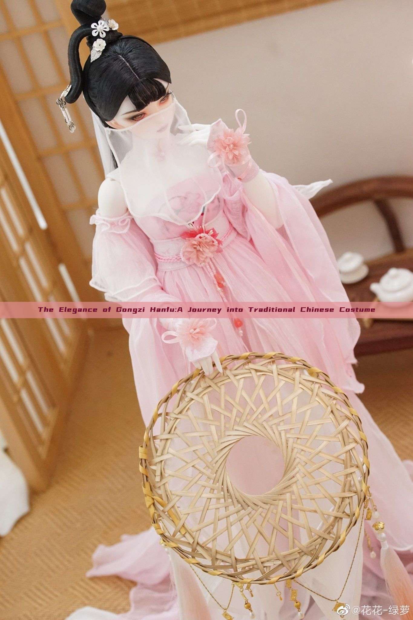 The Elegance of Gongzi Hanfu:A Journey into Traditional Chinese Costume The Elegance of Gongzi Hanfu:A Journey into Traditional Chinese Costume