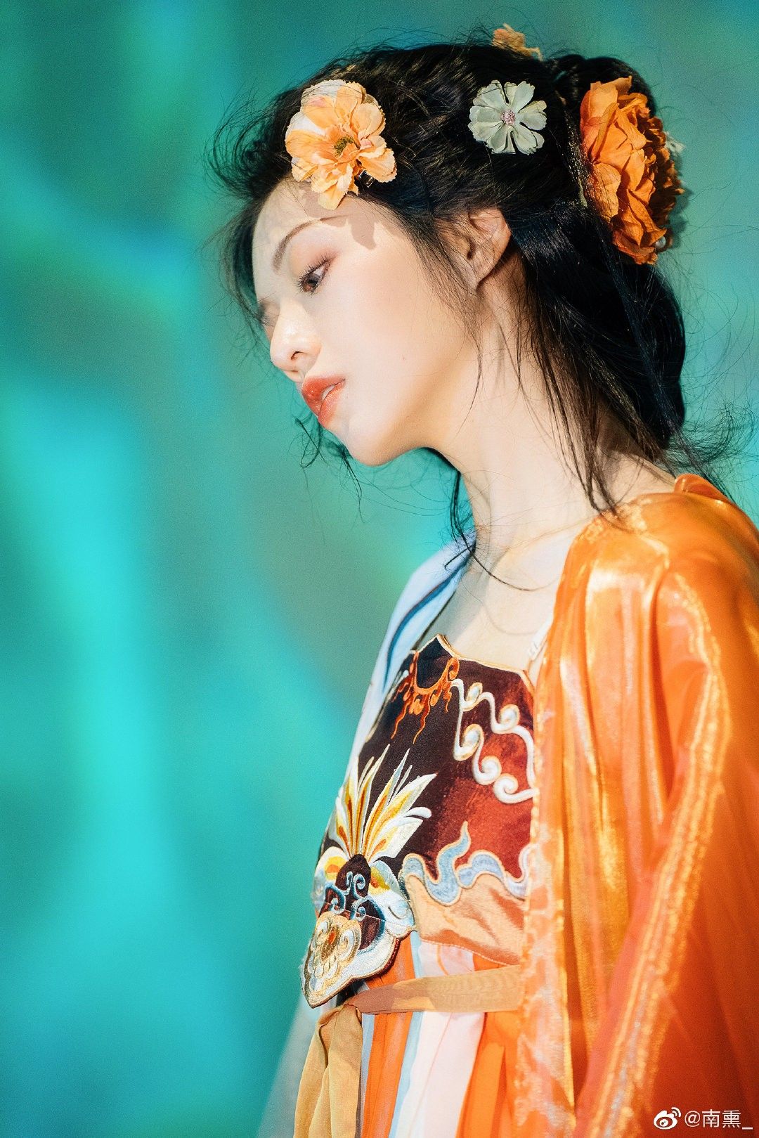 The Short Jackets of Ming Dynasty Hanfu:A Closer Look into Traditional Chinese Clothing The Short Jackets of Ming Dynasty Hanfu:A Closer Look into Traditional Chinese Clothing