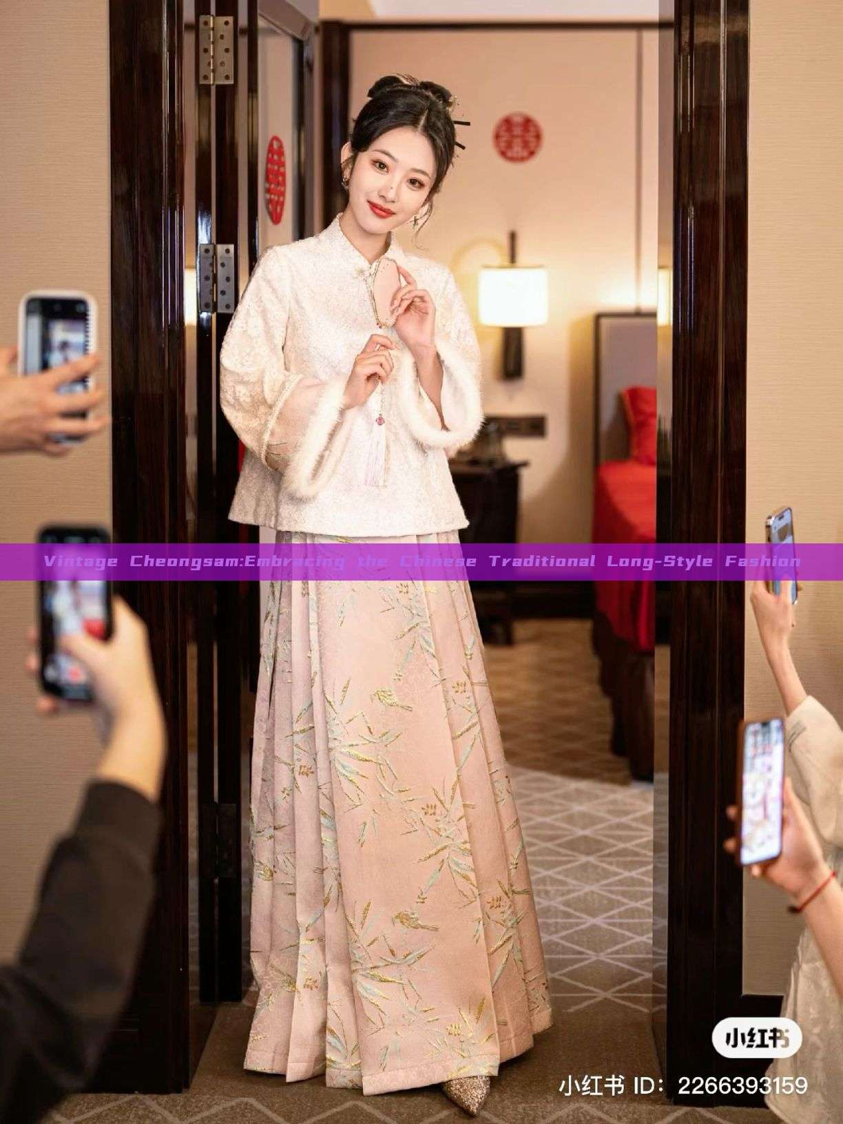 Vintage Cheongsam:Embracing the Chinese Traditional Long-Style Fashion Vintage Cheongsam:Embracing the Chinese Traditional Long-Style Fashion