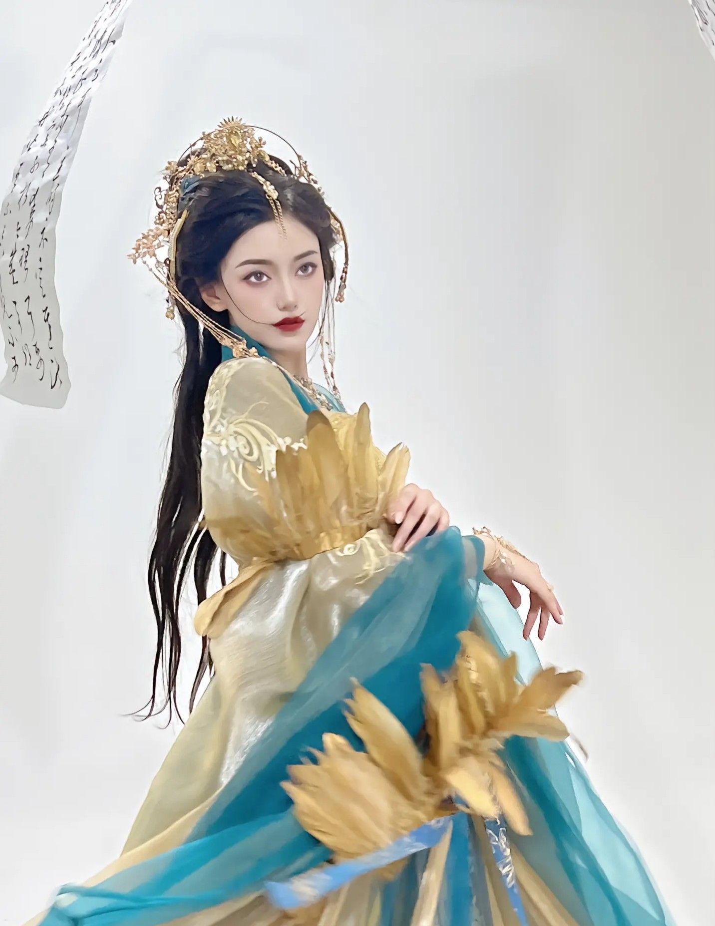 Starry Hanfu:Zodiac Besties in Ancient Attire Starry Hanfu:Zodiac Besties in Ancient Attire