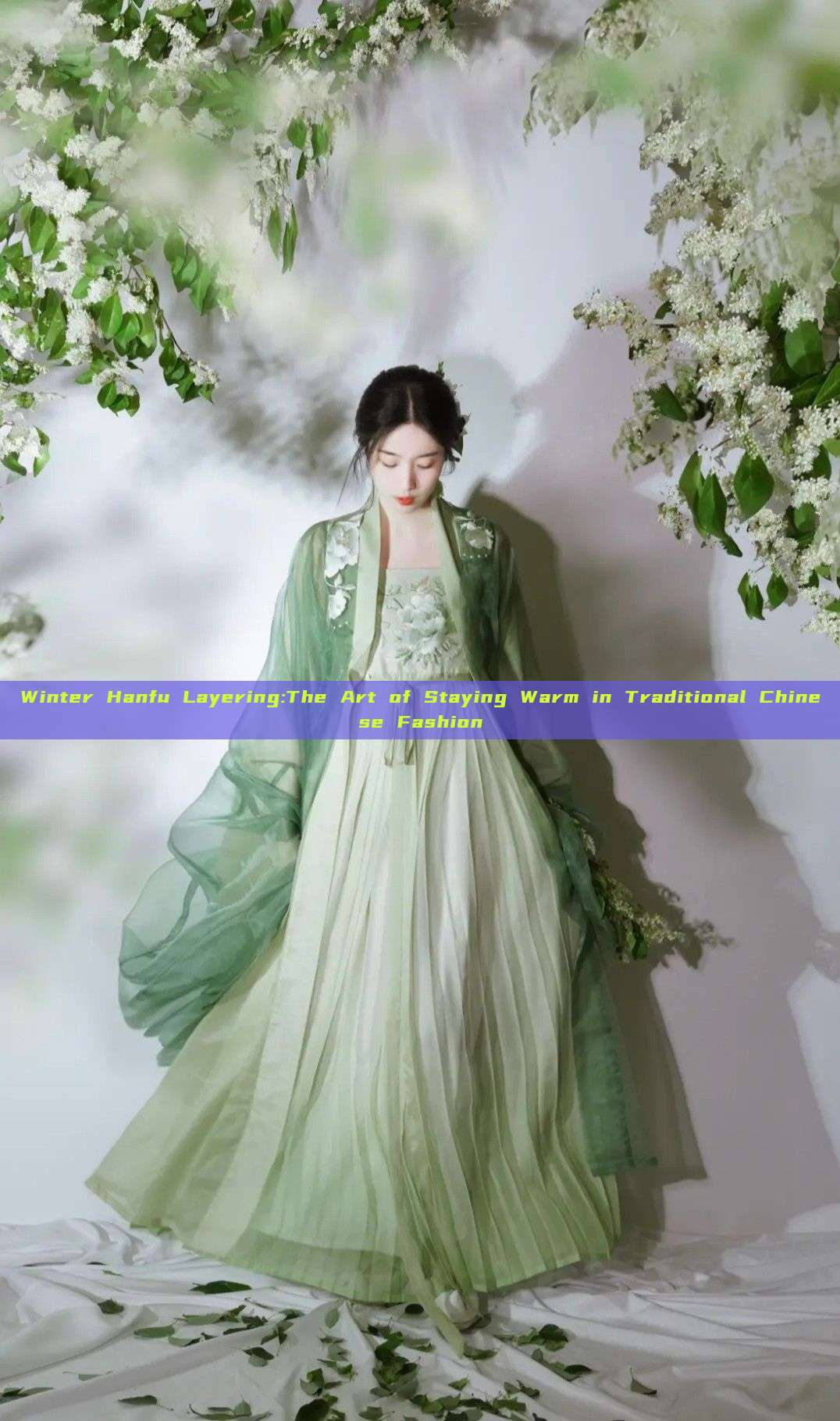 Winter Hanfu Layering:The Art of Staying Warm in Traditional Chinese Fashion Winter Hanfu Layering:The Art of Staying Warm in Traditional Chinese Fashion