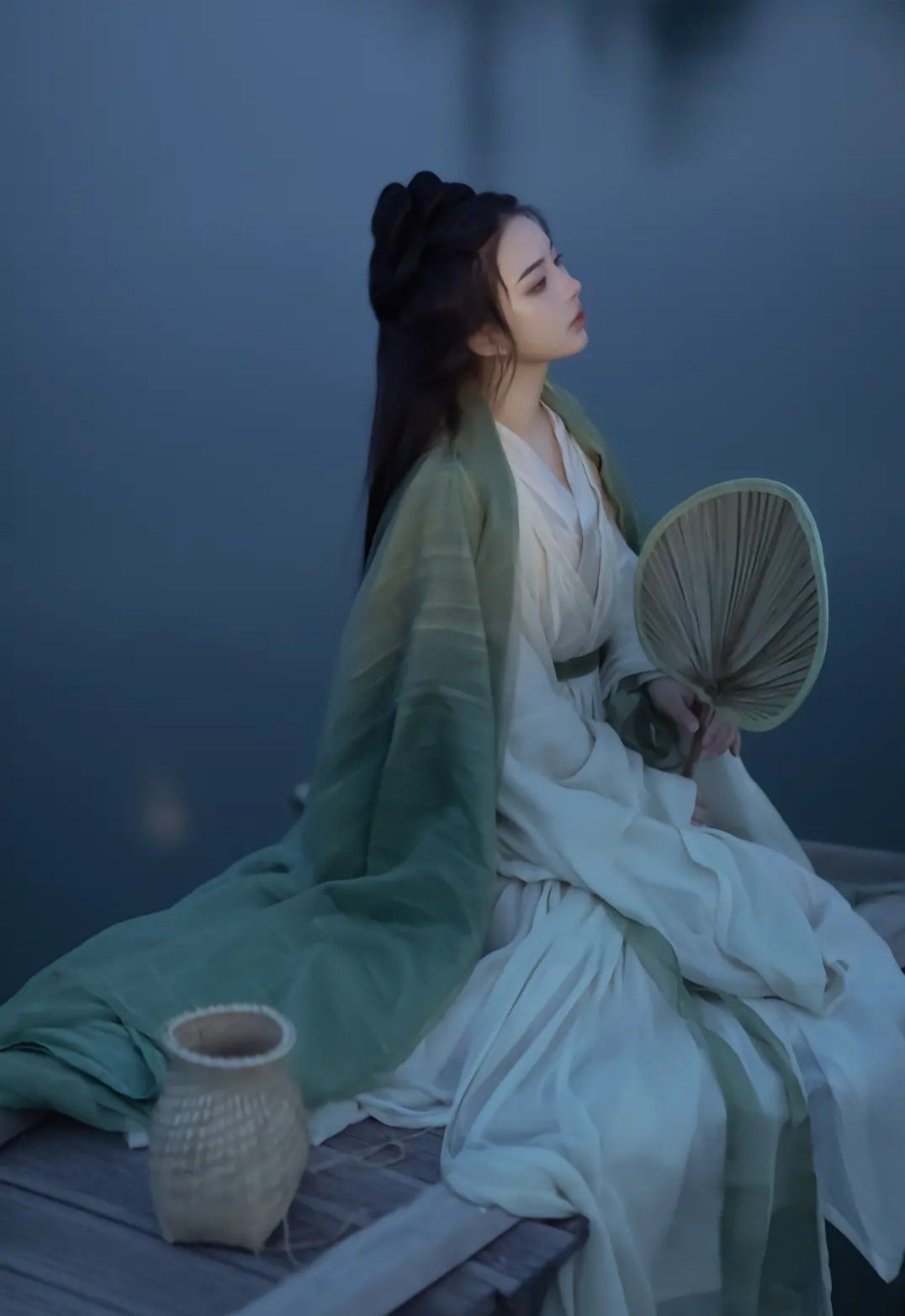The Splendor of Ming Dynasty Hanfu Fans:A Cultural Journey Through Time The Splendor of Ming Dynasty Hanfu Fans:A Cultural Journey Through Time