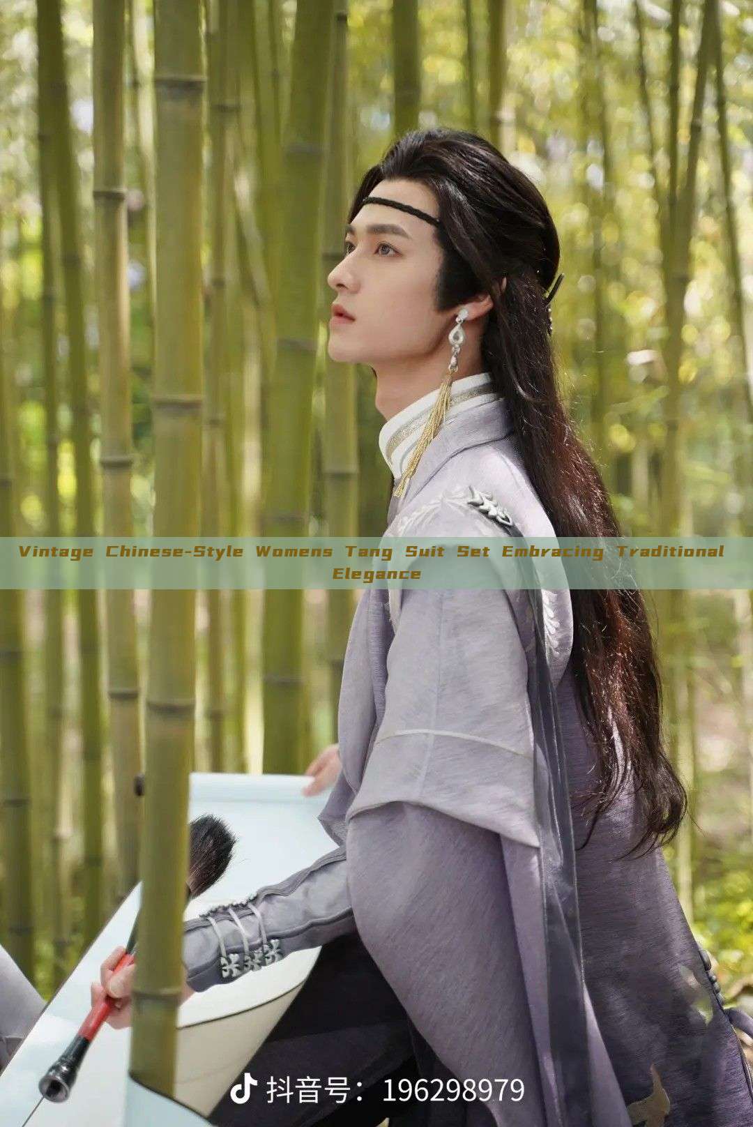 Vintage Chinese-Style Womens Tang Suit Set Embracing Traditional Elegance Vintage Chinese-Style Womens Tang Suit Set Embracing Traditional Elegance