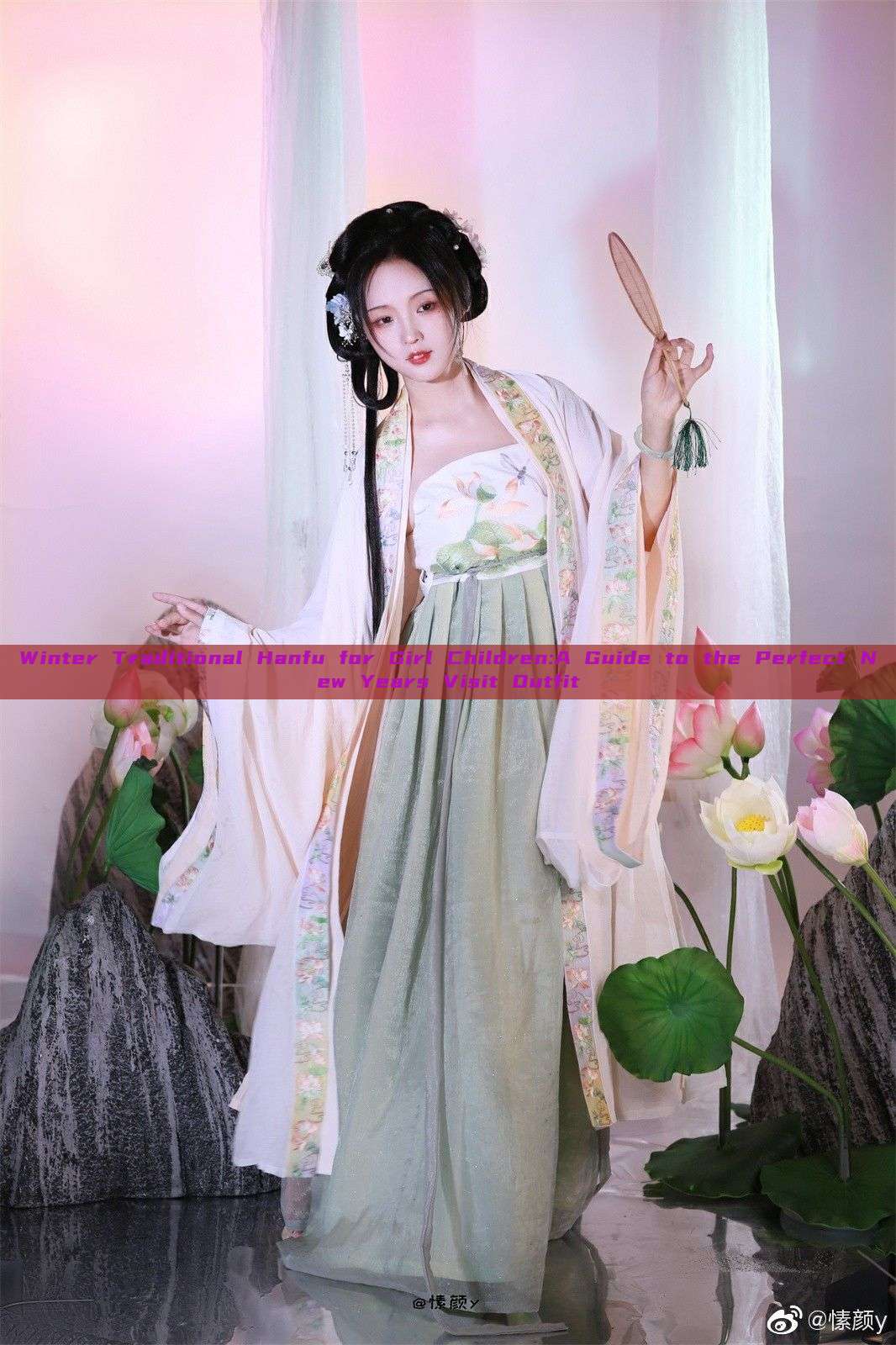 Winter Traditional Hanfu for Girl Children:A Guide to the Perfect New Years Visit Outfit Winter Traditional Hanfu for Girl Children:A Guide to the Perfect New Years Visit Outfit