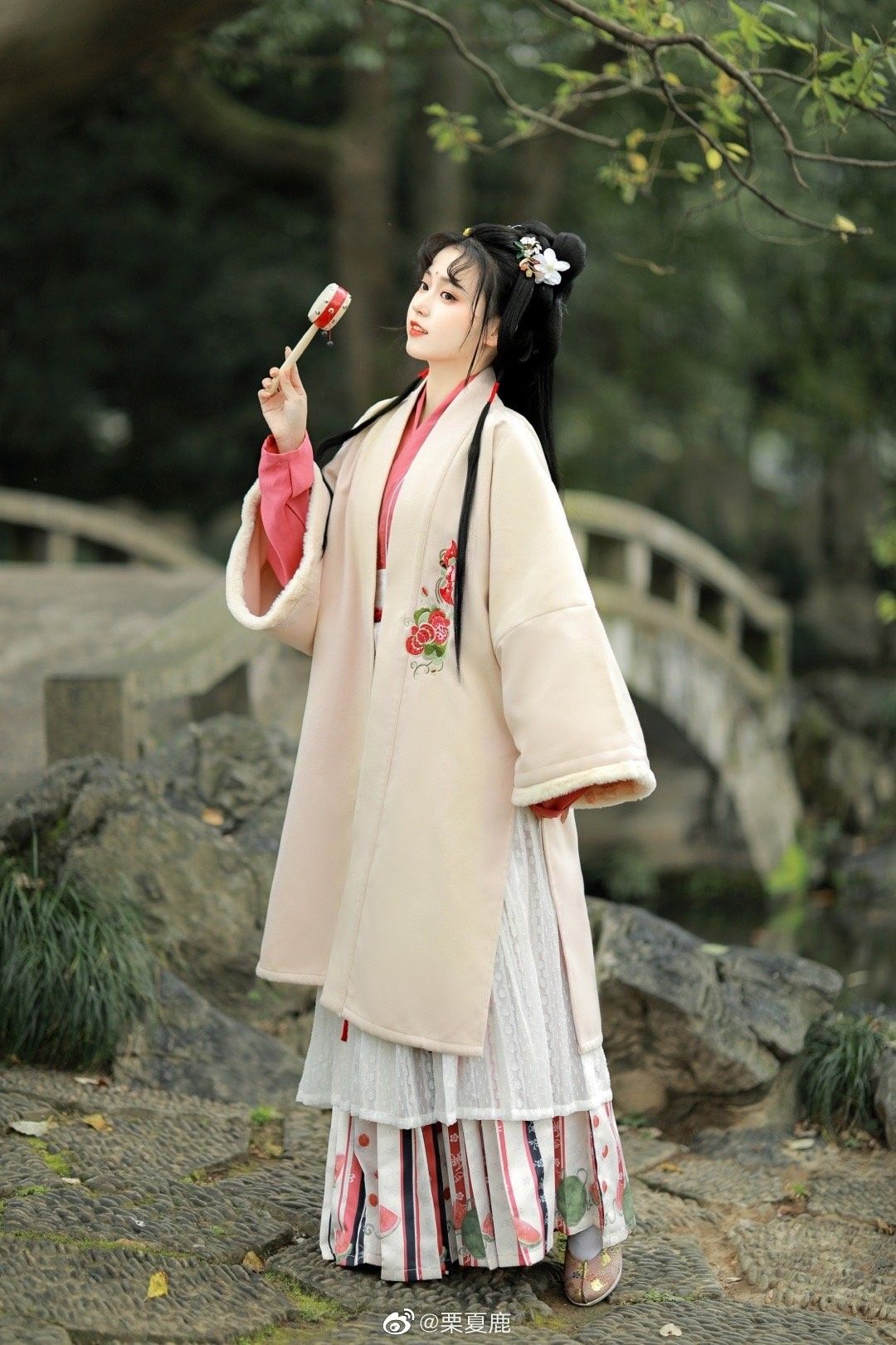 The Ethereal Elegance of the One-Forget-All Skirt:The Charm of Maimin Dress The Ethereal Elegance of the One-Forget-All Skirt:The Charm of Maimin Dress