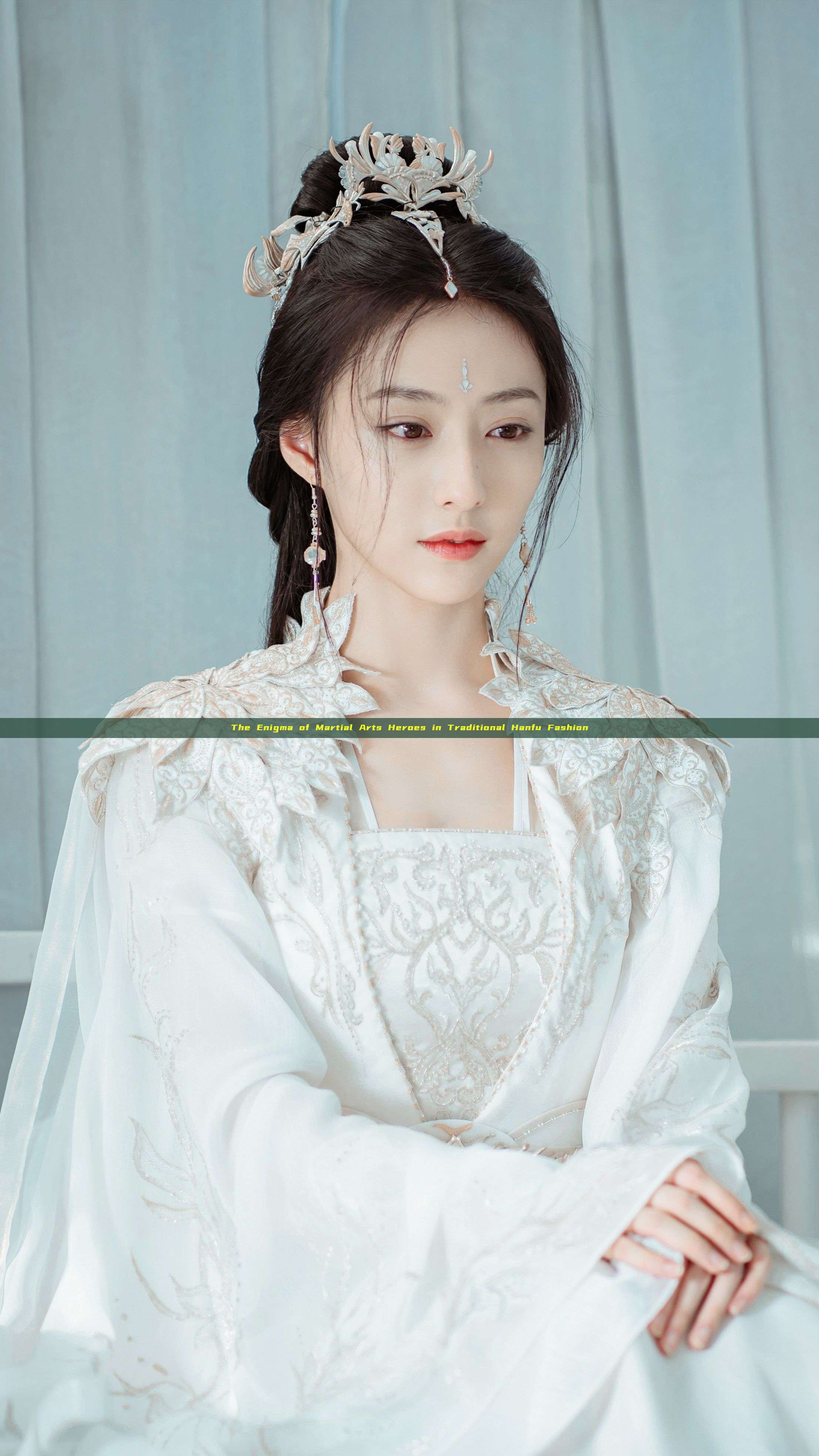 The Enigma of Martial Arts Heroes in Traditional Hanfu Fashion The Enigma of Martial Arts Heroes in Traditional Hanfu Fashion