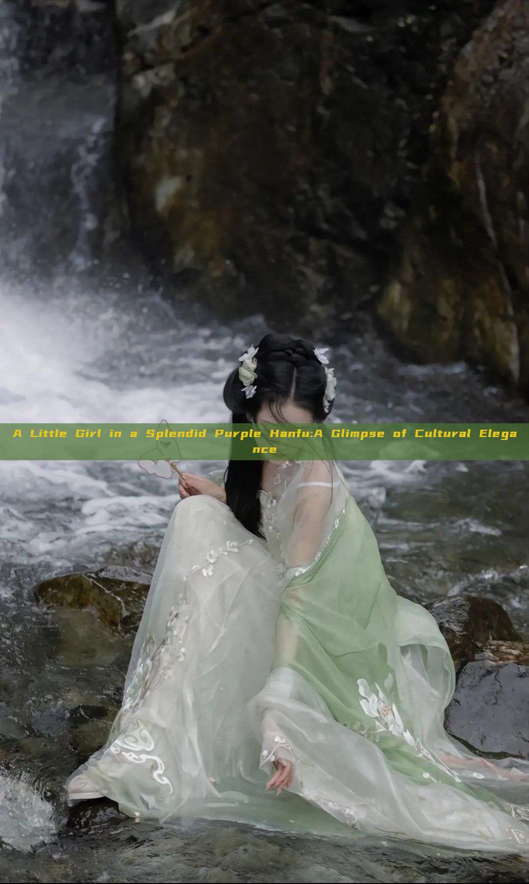 A Little Girl in a Splendid Purple Hanfu:A Glimpse of Cultural Elegance A Little Girl in a Splendid Purple Hanfu:A Glimpse of Cultural Elegance