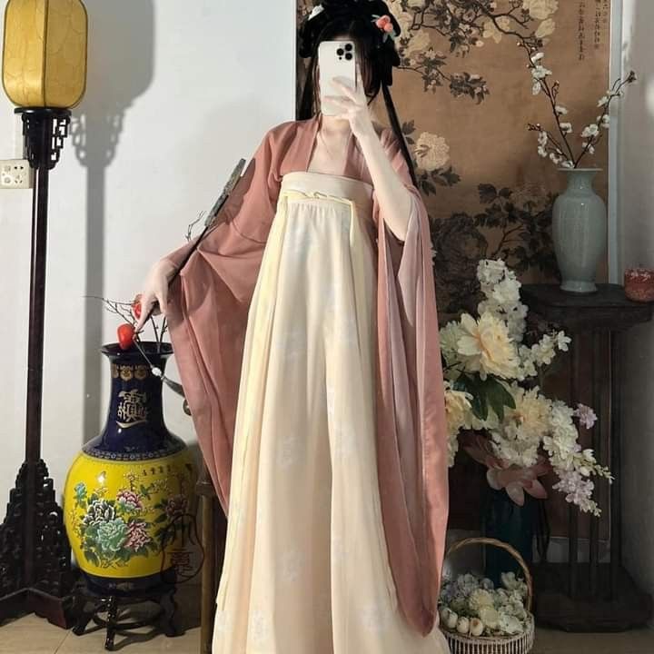 Traditional Chinese Style Ma-Min Skirt Set for Women in Summer Traditional Chinese Style Ma-Min Skirt Set for Women in Summer