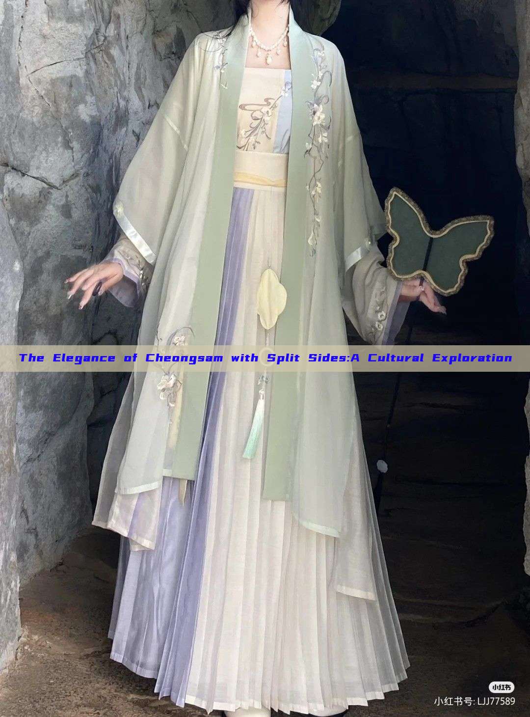 The Elegance of Cheongsam with Split Sides:A Cultural Exploration The Elegance of Cheongsam with Split Sides:A Cultural Exploration