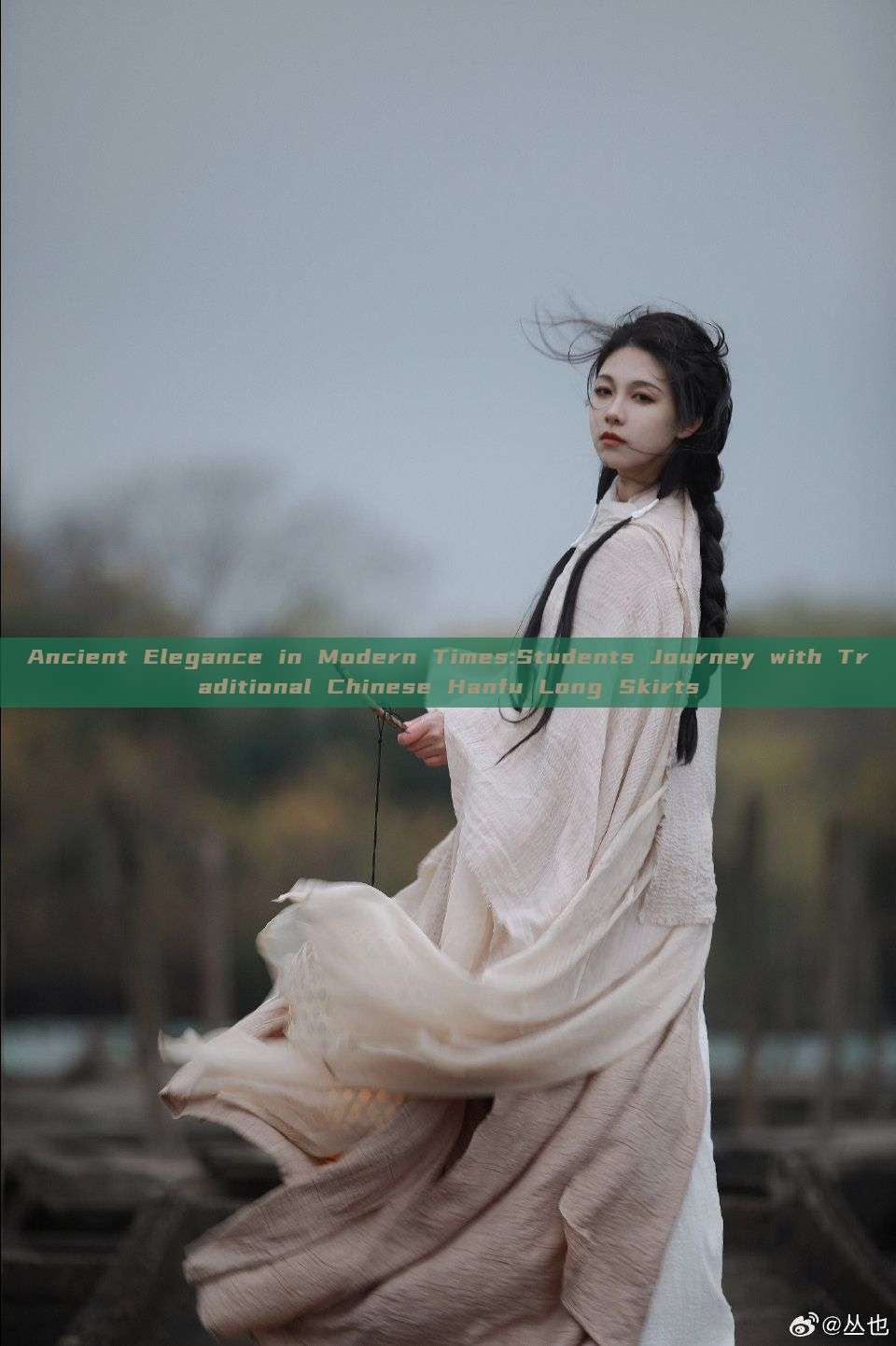 Ancient Elegance in Modern Times:Students Journey with Traditional Chinese Hanfu Long Skirts Ancient Elegance in Modern Times:Students Journey with Traditional Chinese Hanfu Long Skirts