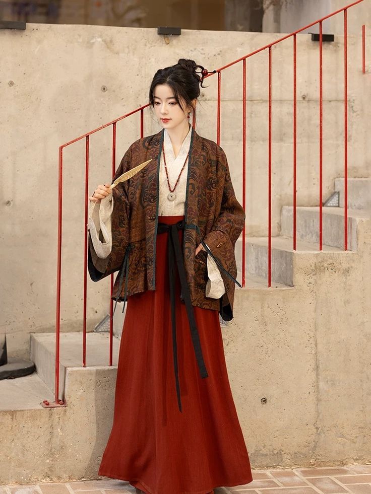 The Year of Hanfu:The Rise of Traditional Elegance in Womens Fashion The Year of Hanfu:The Rise of Traditional Elegance in Womens Fashion