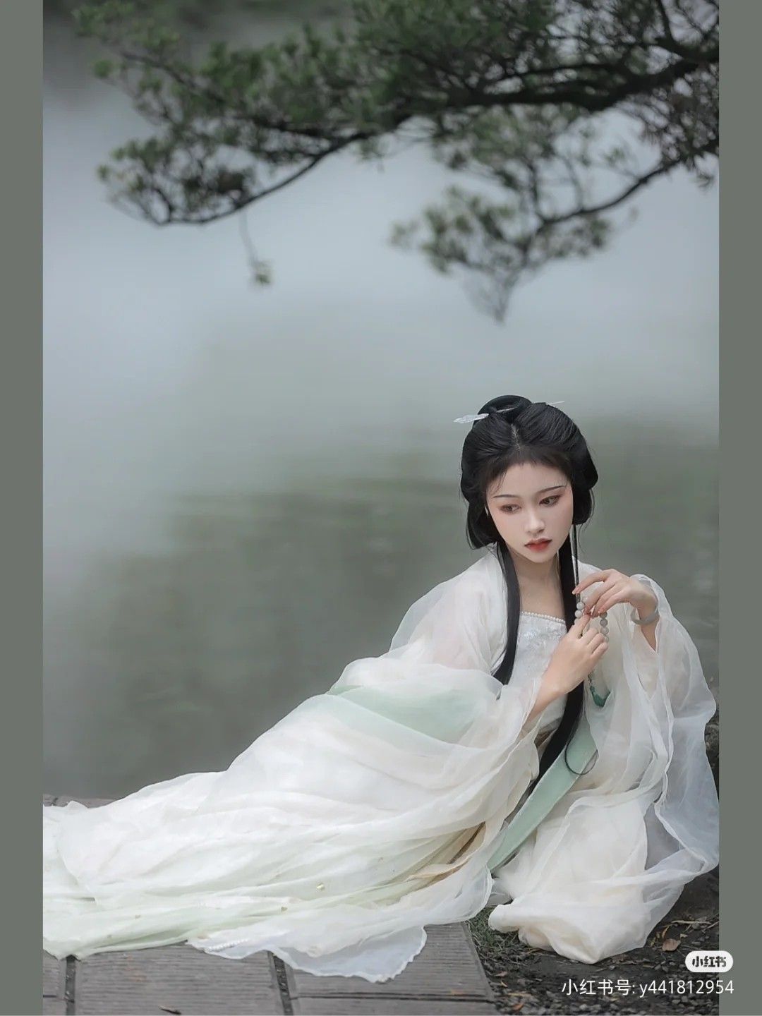 Revisiting Ming-Style Hanfu:A Journey into Traditional Chinese Fashion Revisiting Ming-Style Hanfu:A Journey into Traditional Chinese Fashion
