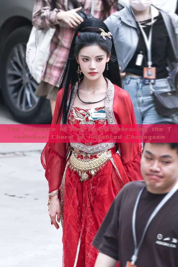 The Elegance of Red Gowns:Embracing the Traditional Charm of Advanced Cheongsam The Elegance of Red Gowns:Embracing the Traditional Charm of Advanced Cheongsam