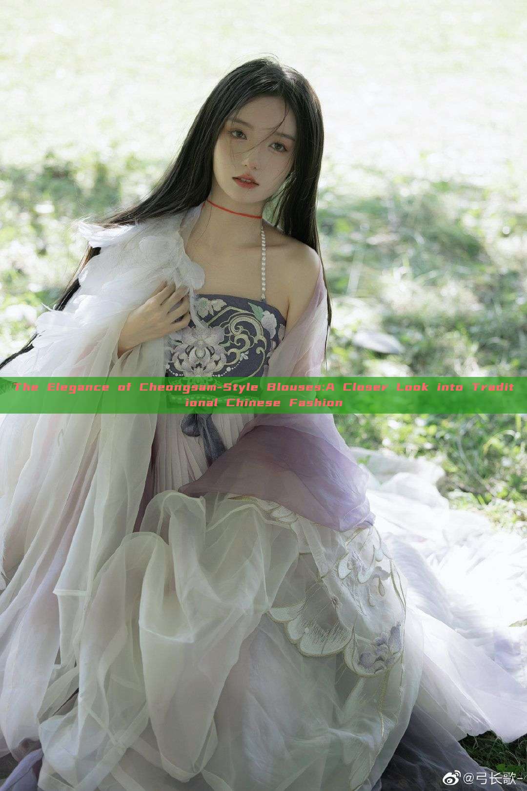 The Elegance of Cheongsam-Style Blouses:A Closer Look into Traditional Chinese Fashion The Elegance of Cheongsam-Style Blouses:A Closer Look into Traditional Chinese Fashion