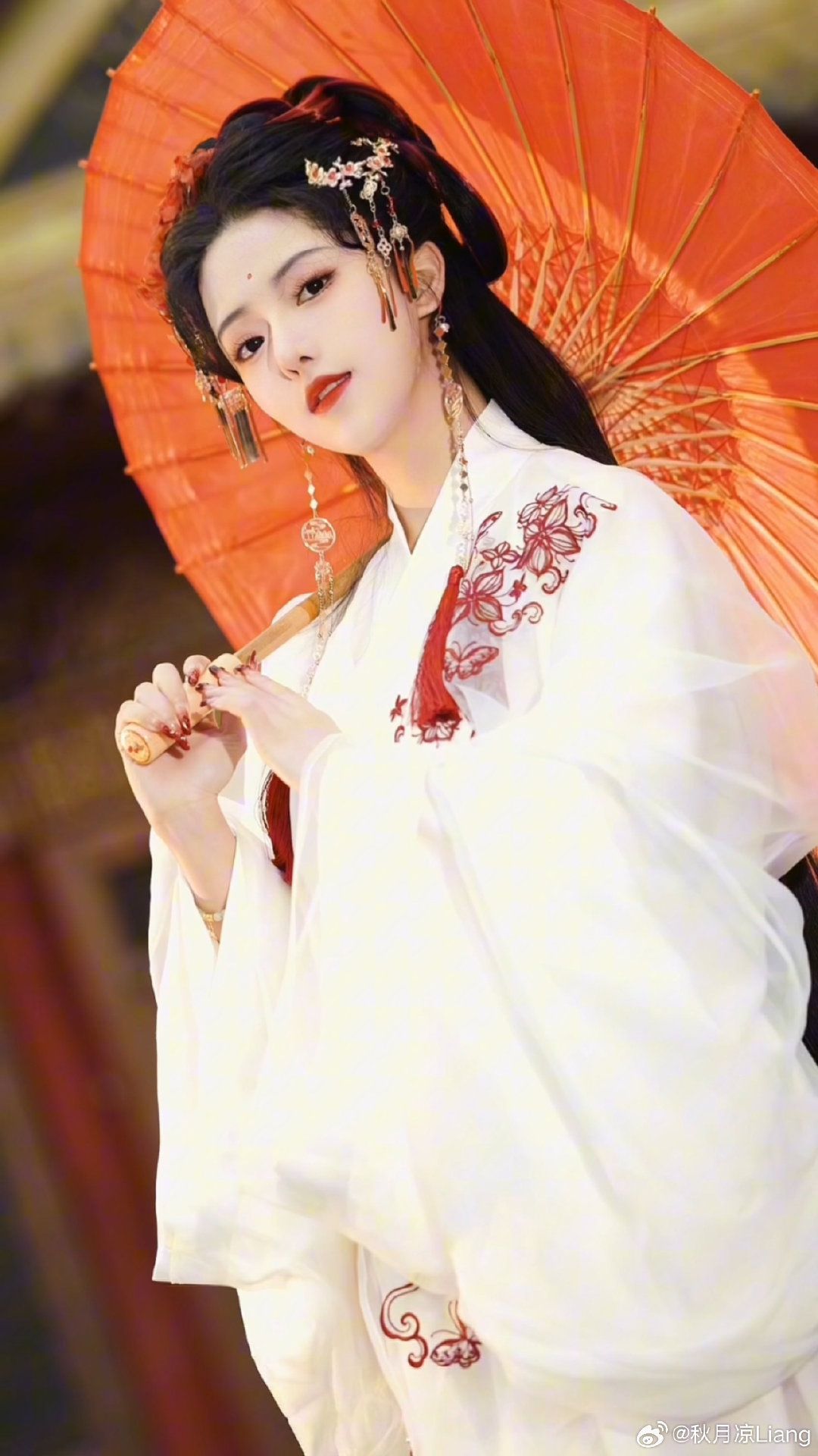 Embracing Traditional Elegance:A Daily Guide to Wearing Chinese-Style Horseface Skirt Sets Embracing Traditional Elegance:A Daily Guide to Wearing Chinese-Style Horseface Skirt Sets