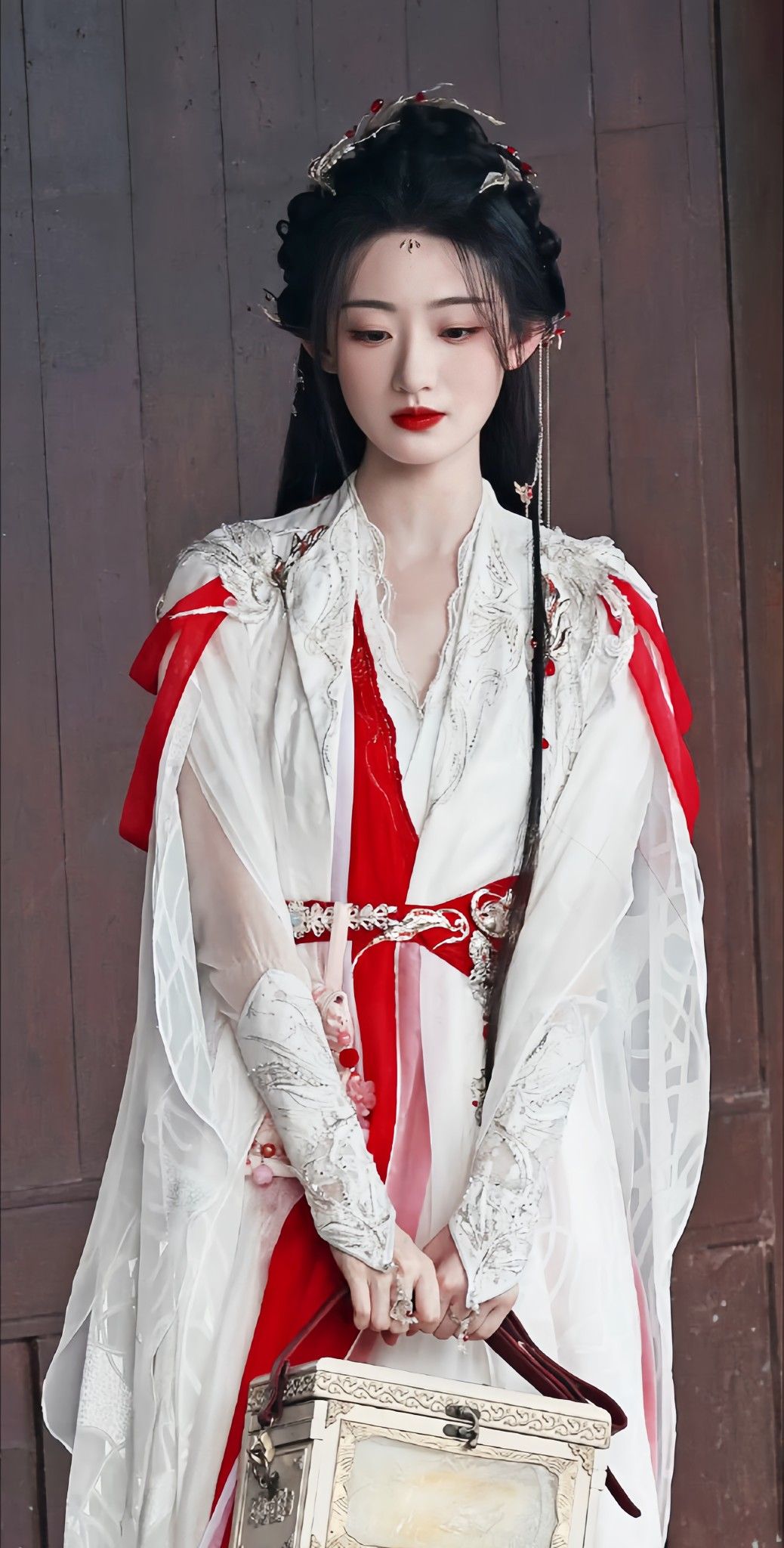 Petite Power:Winter Fashion with Cheongsam-Style Dress for the Curvier Woman Petite Power:Winter Fashion with Cheongsam-Style Dress for the Curvier Woman