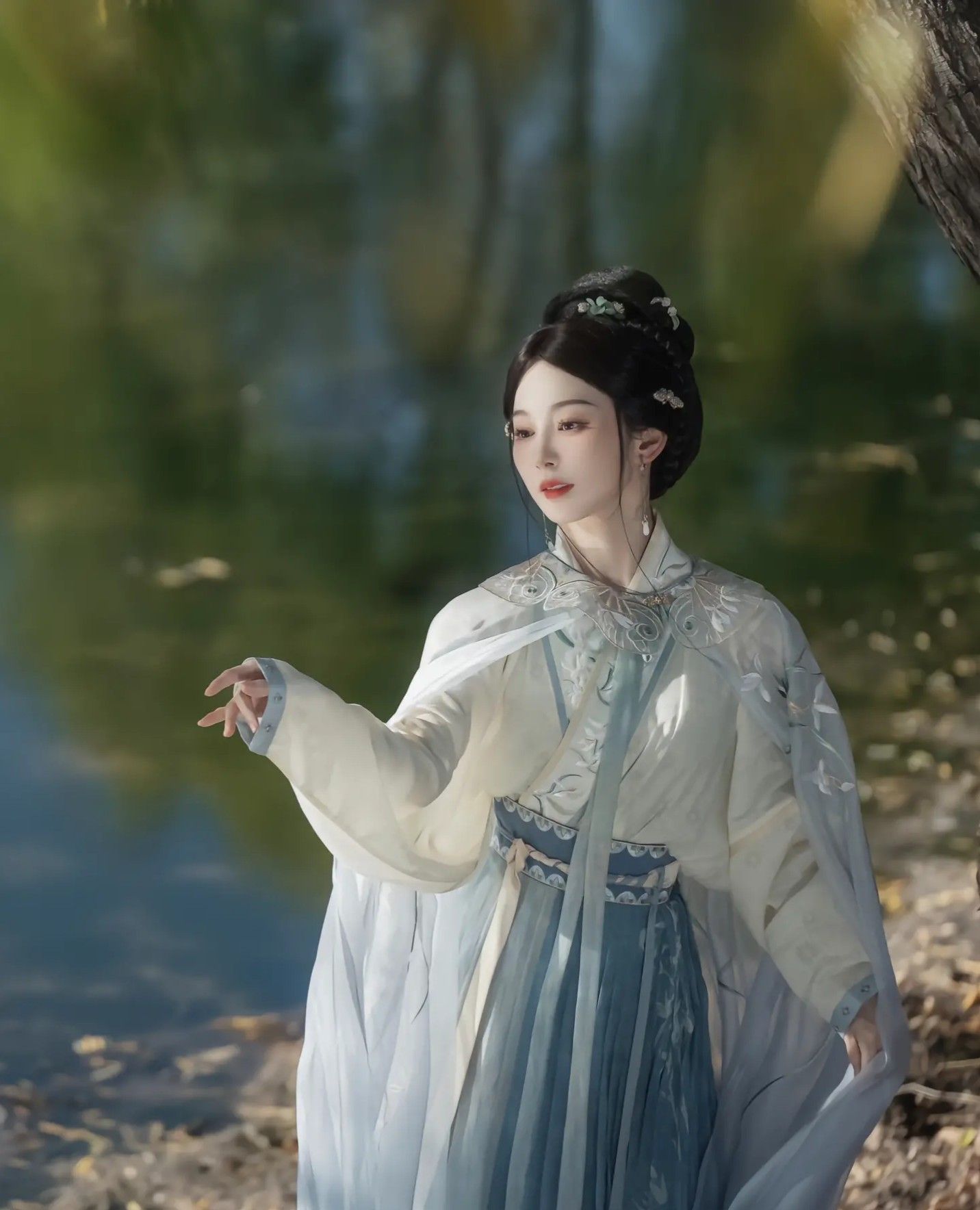 A Complete Set of Hanfu Hair Accessories:Fairy-like Beauty of the Immortal Realm A Complete Set of Hanfu Hair Accessories:Fairy-like Beauty of the Immortal Realm