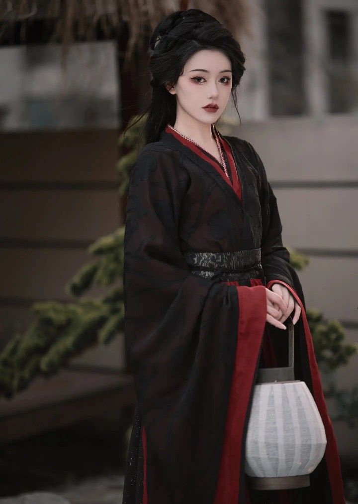 Authentic Old Shanghai Cheongsam:A Tale of Tradition and Elegance Authentic Old Shanghai Cheongsam:A Tale of Tradition and Elegance