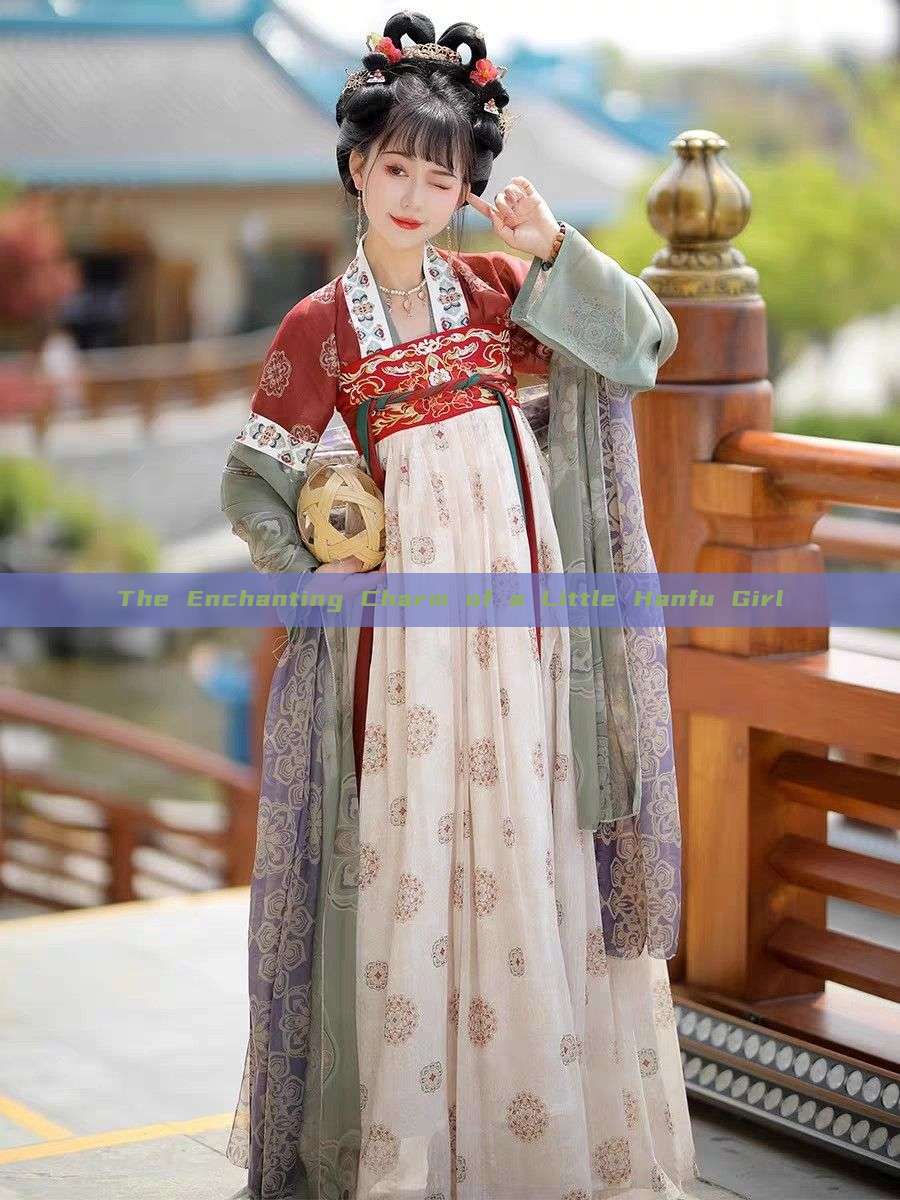 The Enchanting Charm of a Little Hanfu Girl The Enchanting Charm of a Little Hanfu Girl