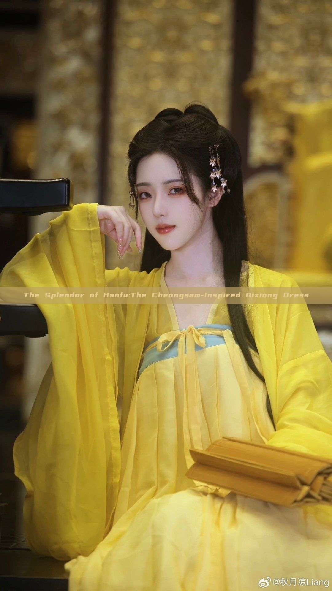 The Splendor of Hanfu:The Cheongsam-Inspired Qixiong Dress The Splendor of Hanfu:The Cheongsam-Inspired Qixiong Dress