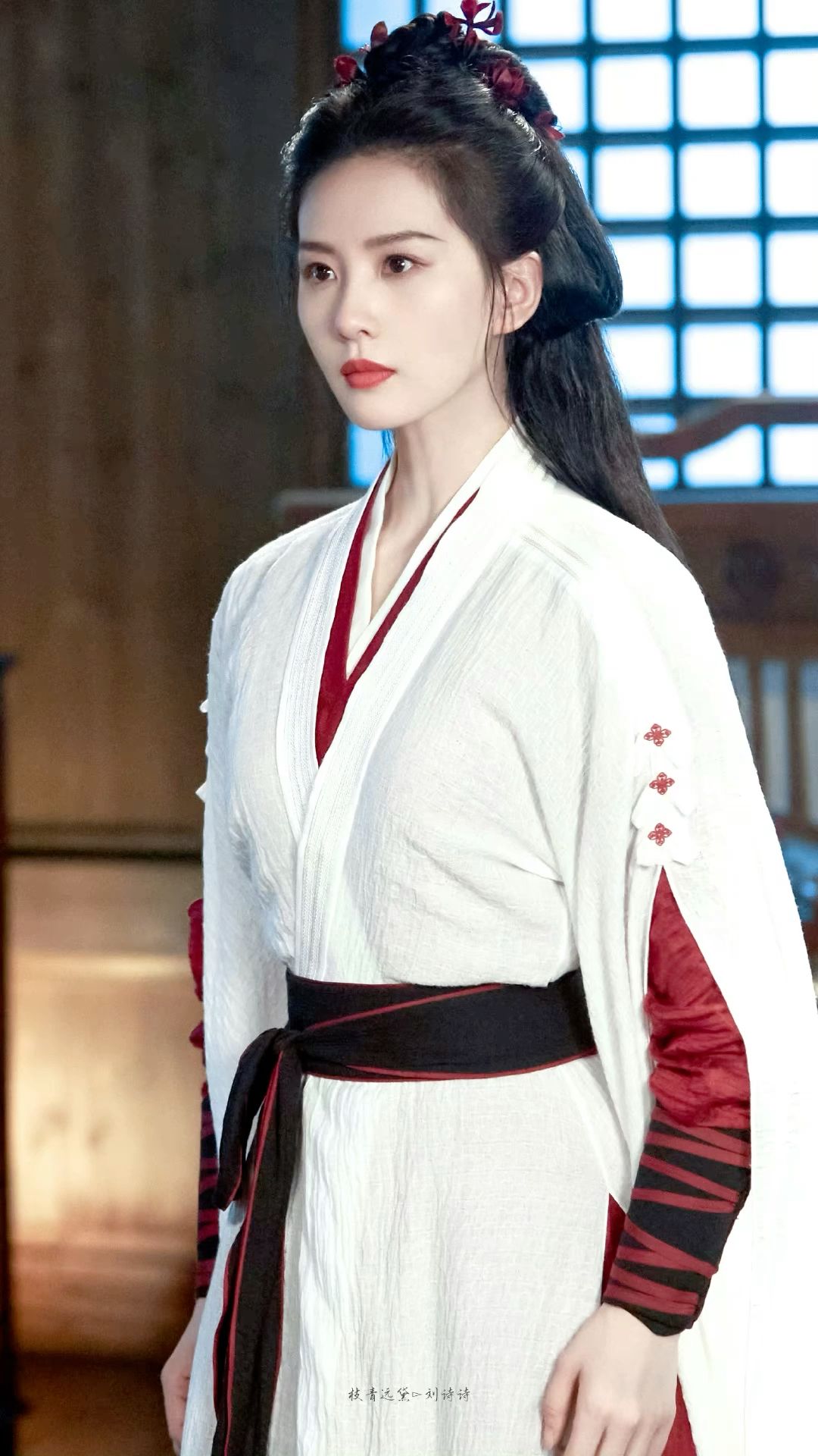 The Splendid Splendor of Shanhe Style:The Story of Gu Xiang and Gu Xi in the World of Hanfu