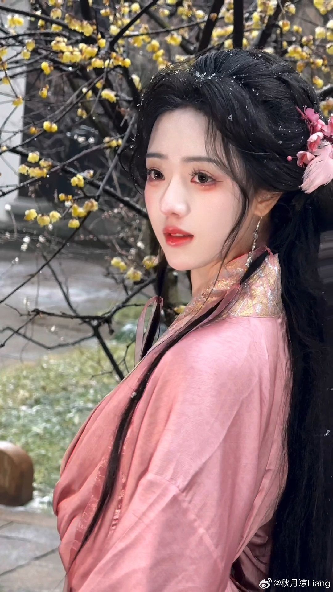 The Zodiac in JK Uniforms and Traditional Hanfu:A Blend of Star Signs and Cultural Elegance The Zodiac in JK Uniforms and Traditional Hanfu:A Blend of Star Signs and Cultural Elegance