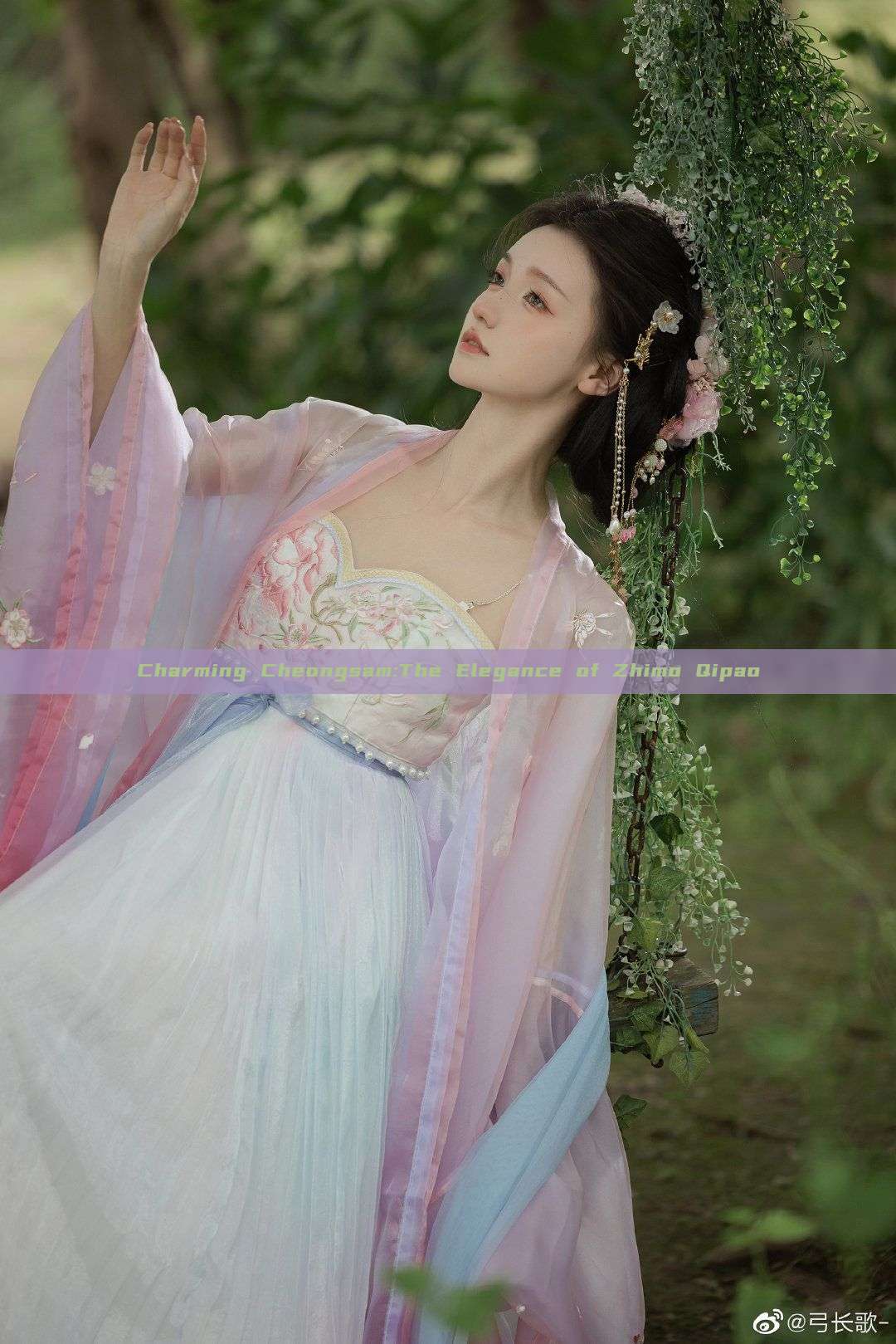 Charming Cheongsam:The Elegance of Zhimo Qipao Charming Cheongsam:The Elegance of Zhimo Qipao