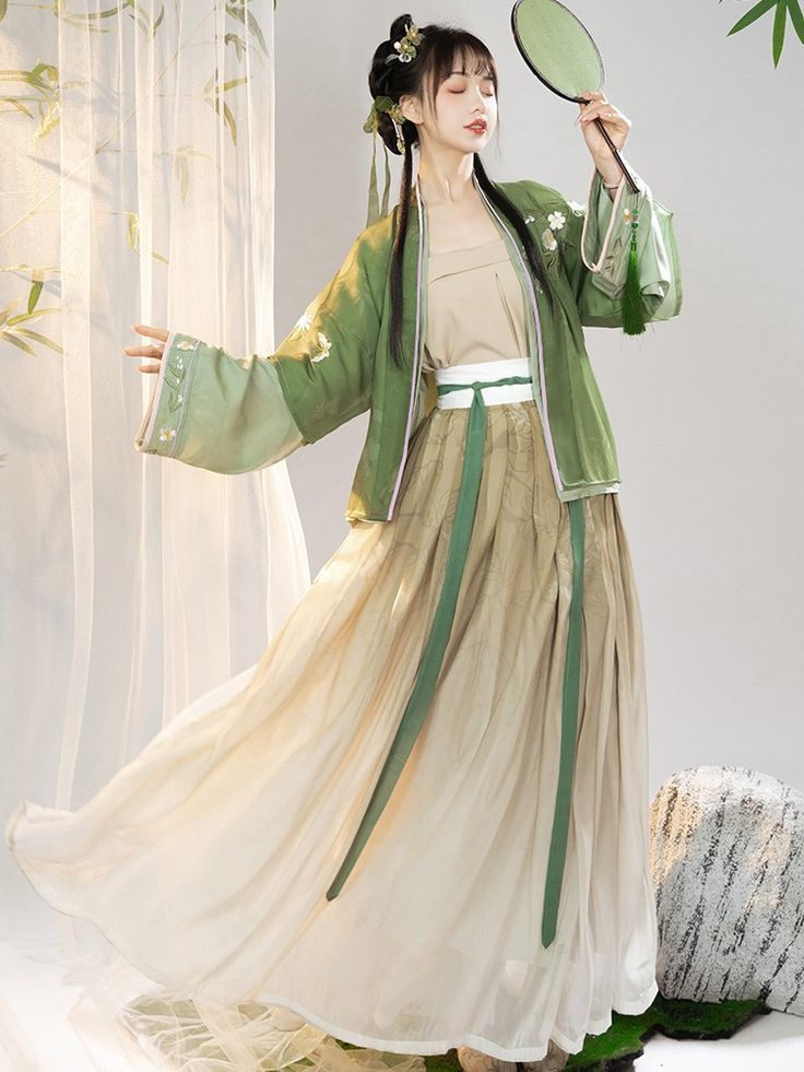Childrens Cheongsam Skirt:A Traditional Elegance for Little Girls Childrens Cheongsam Skirt:A Traditional Elegance for Little Girls